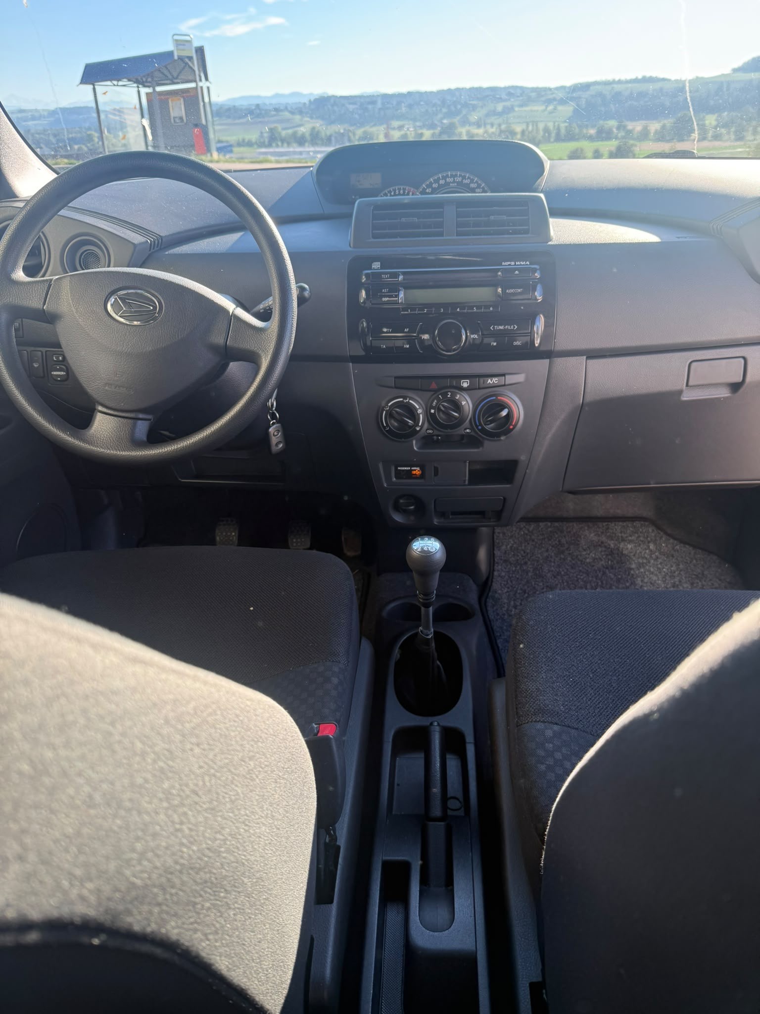 DAIHATSU Materia 1.3-image-4