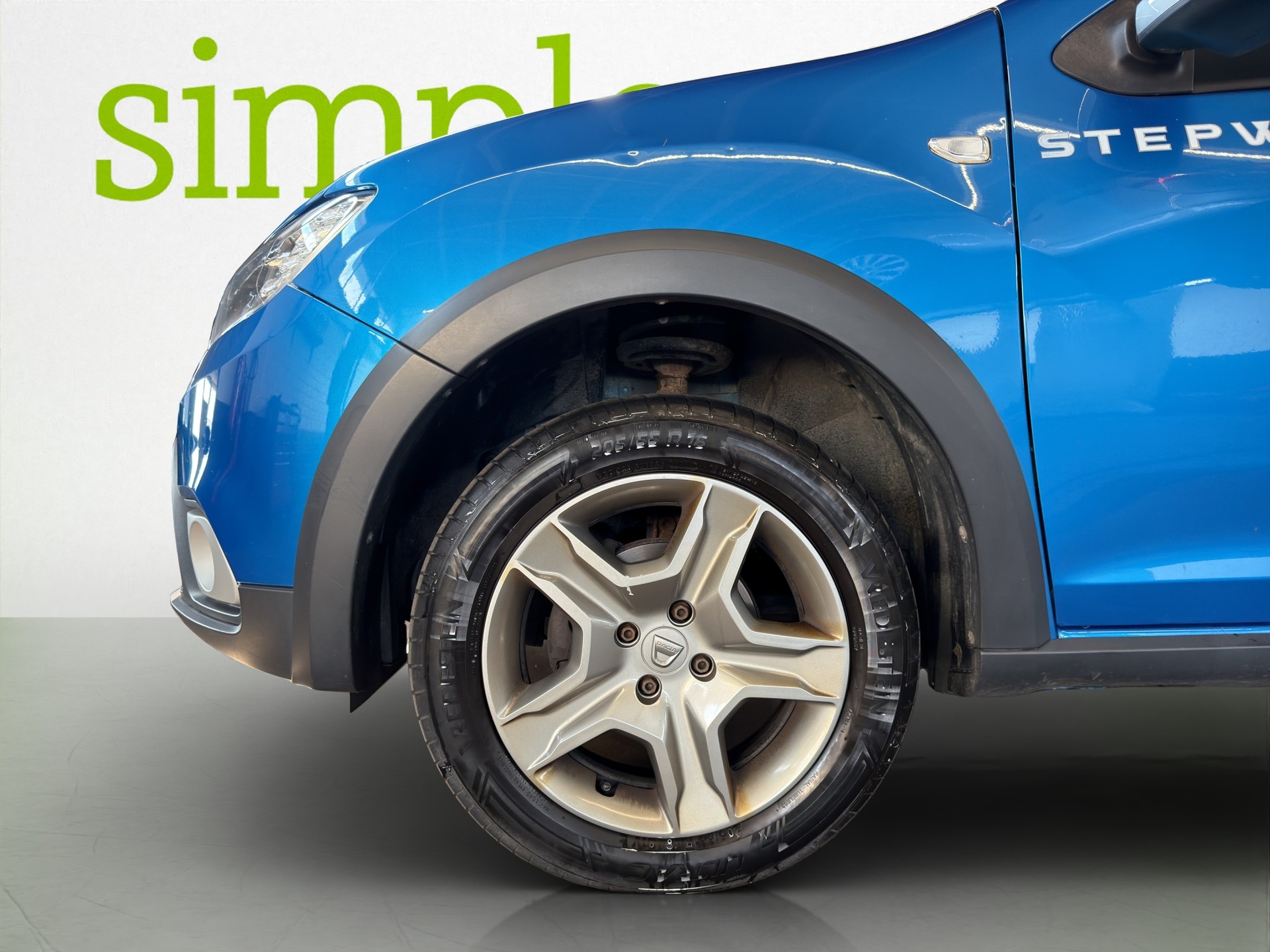 DACIA Sandero Tce 90 Celebration-image-11