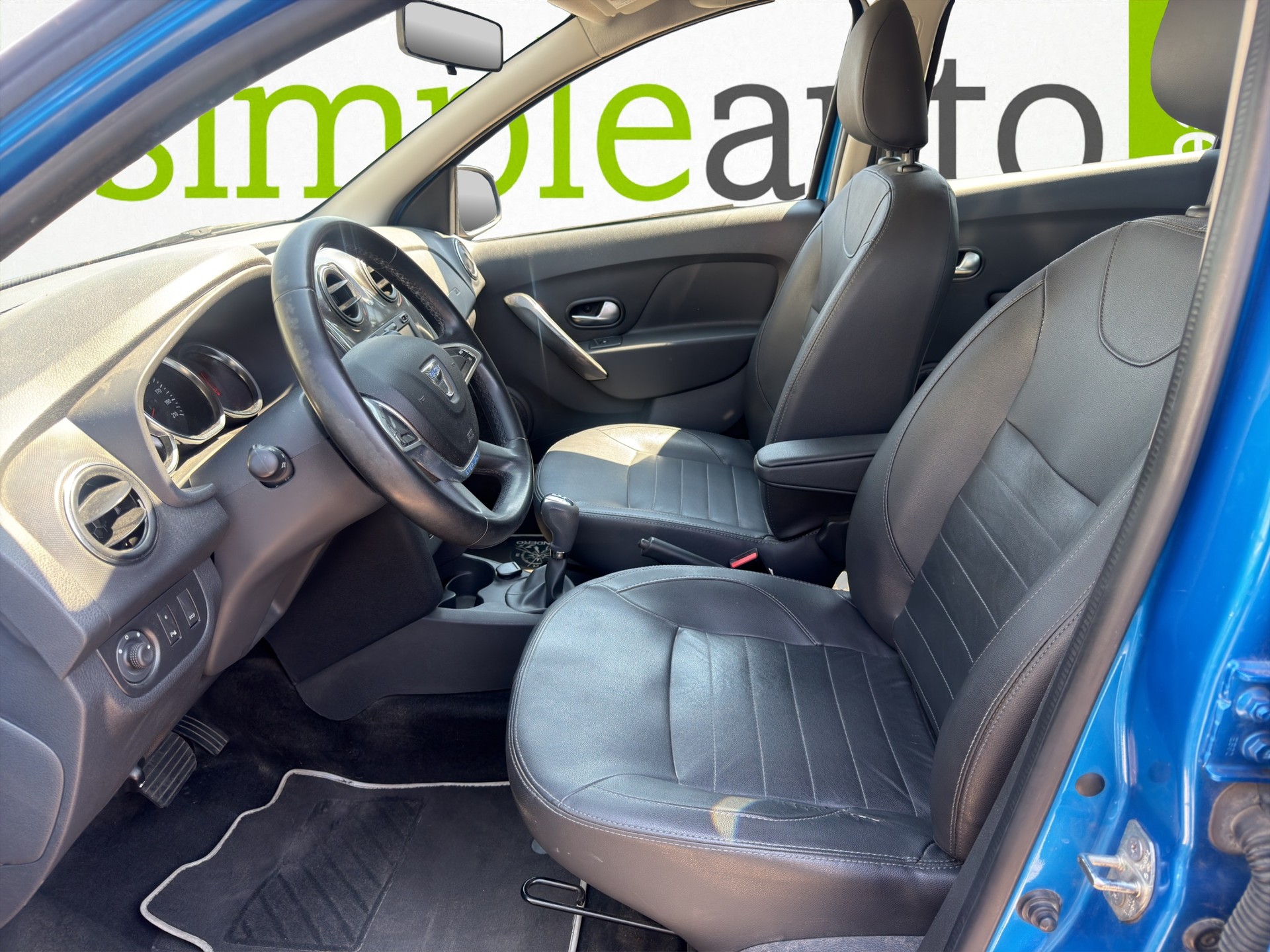 DACIA Sandero Tce 90 Celebration-image-6