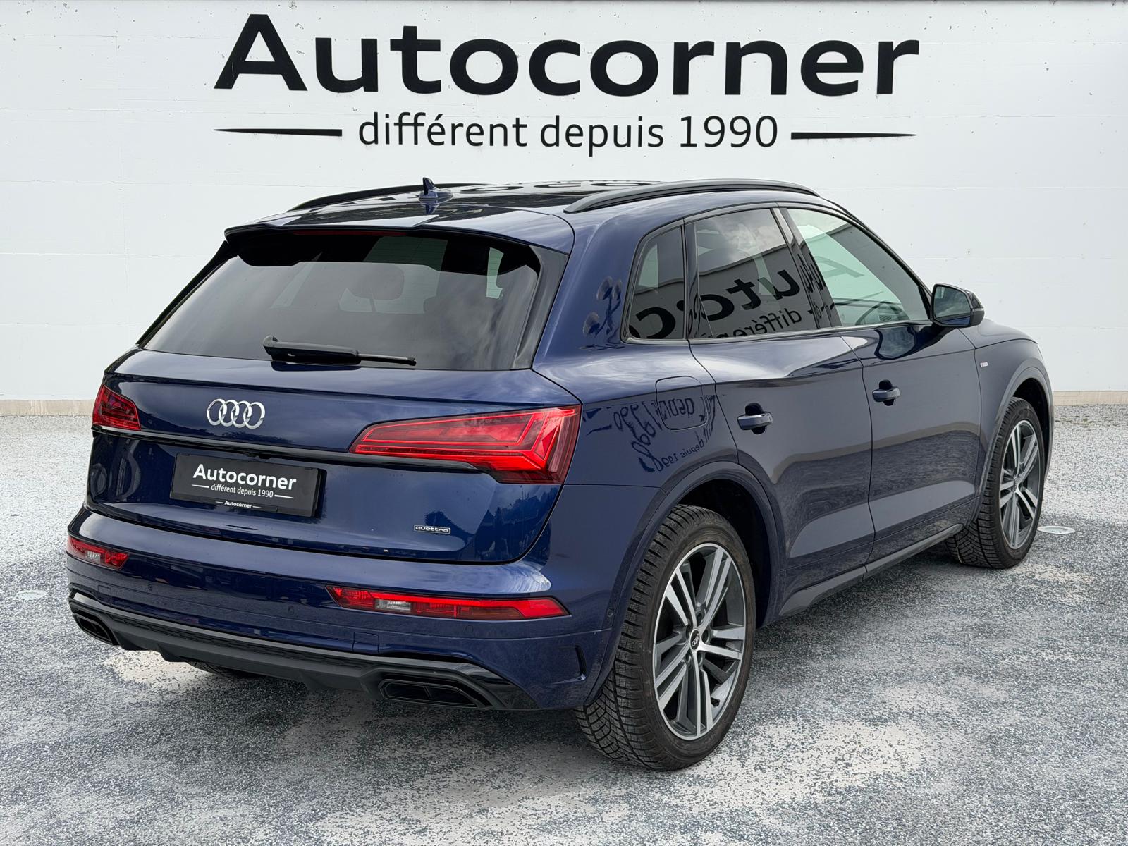 AUDI Q5 45 TFSI Black Edition quattro S-tronic-image-5