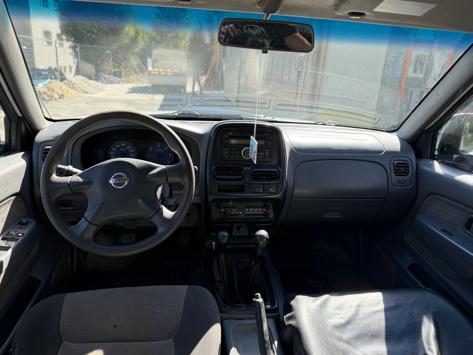 NISSAN NP300 4x4 Double Cab-image-10