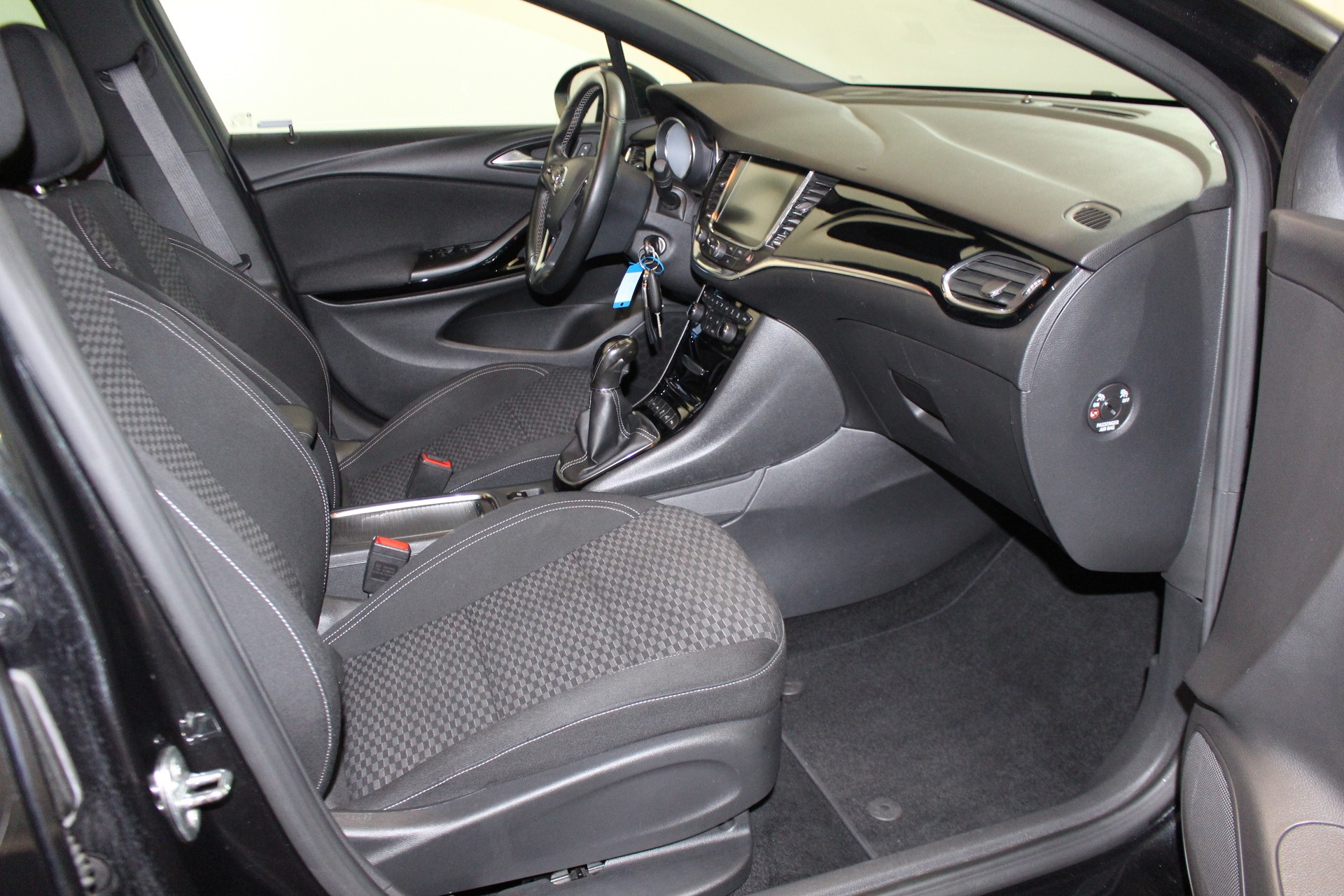 OPEL Astra 1.6 CDTI BiT. Dynamic S/S-image-10