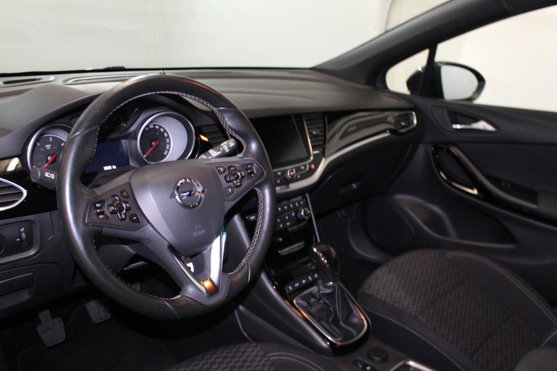 OPEL Astra 1.6 CDTI BiT. Dynamic S/S-image-11