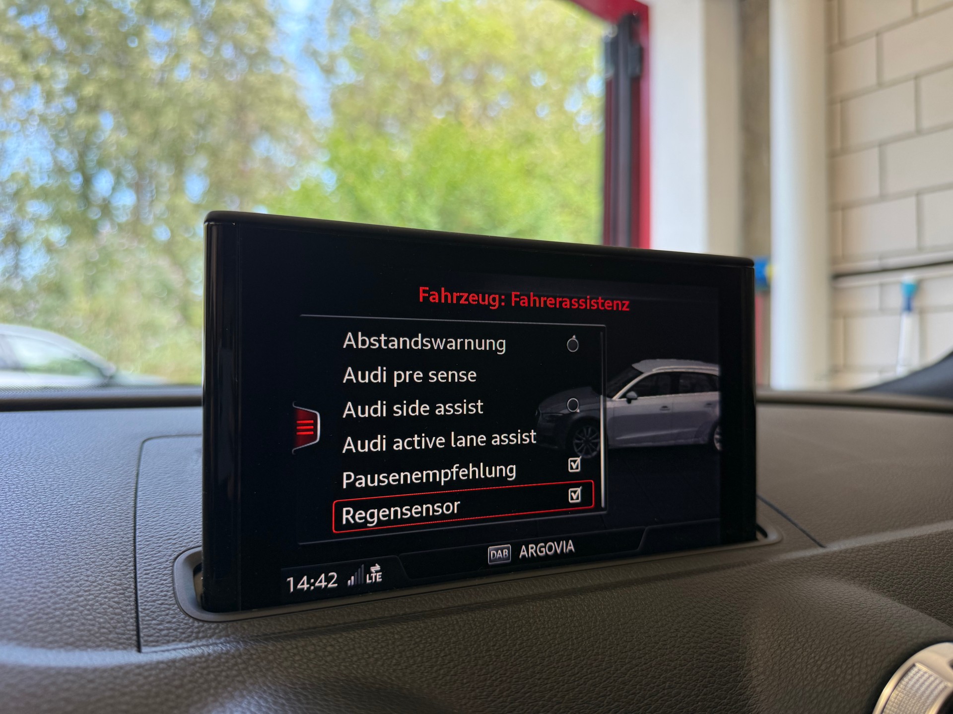 AUDI A3 Sportback 1.5 T FSI Sport S-Tronic-image-28