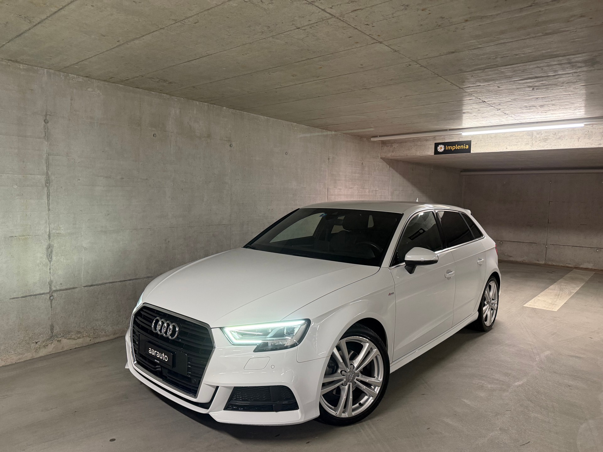 AUDI A3 Sportback 1.5 T FSI Sport S-Tronic-image-0