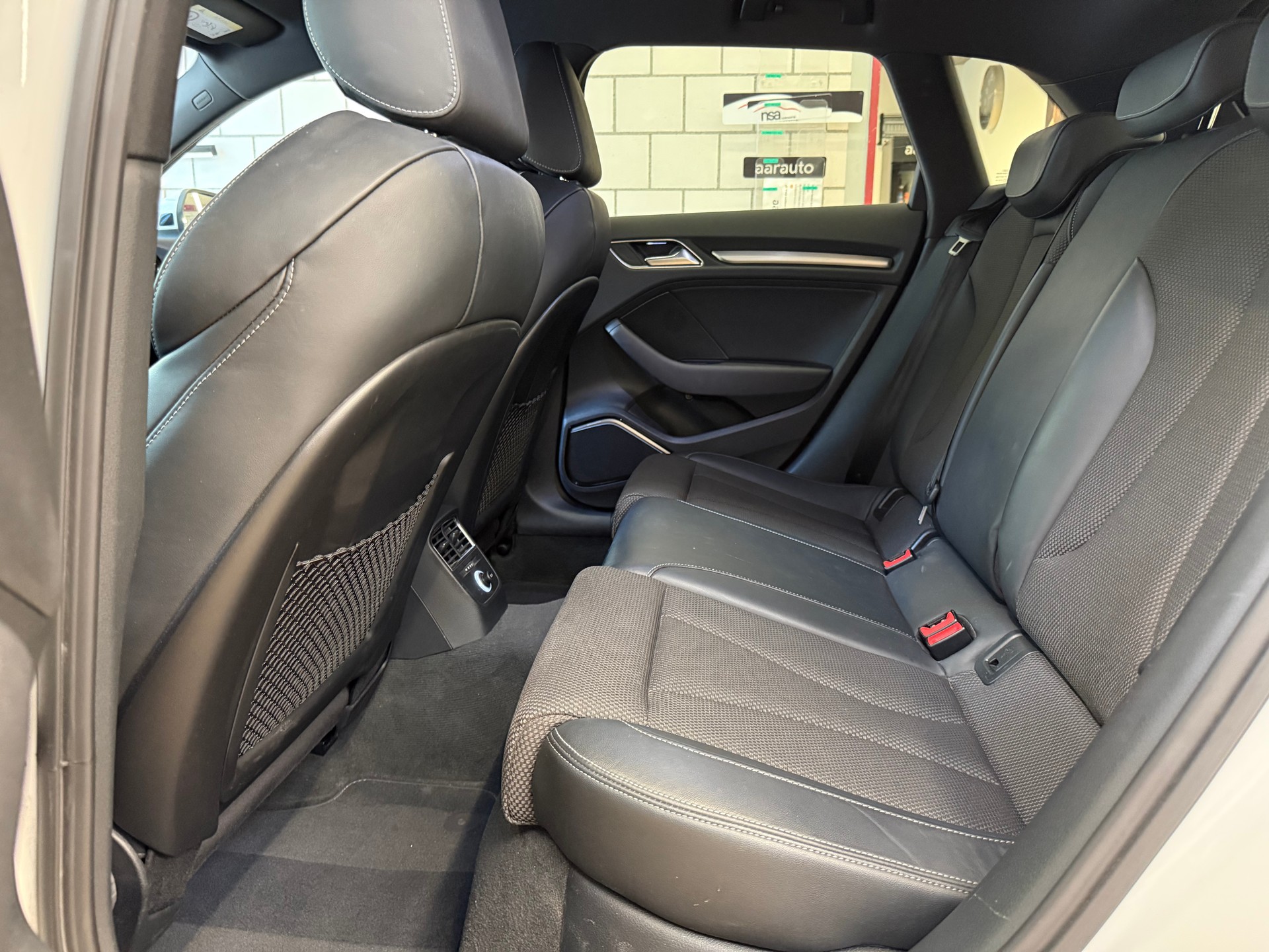 AUDI A3 Sportback 1.5 T FSI Sport S-Tronic-image-19