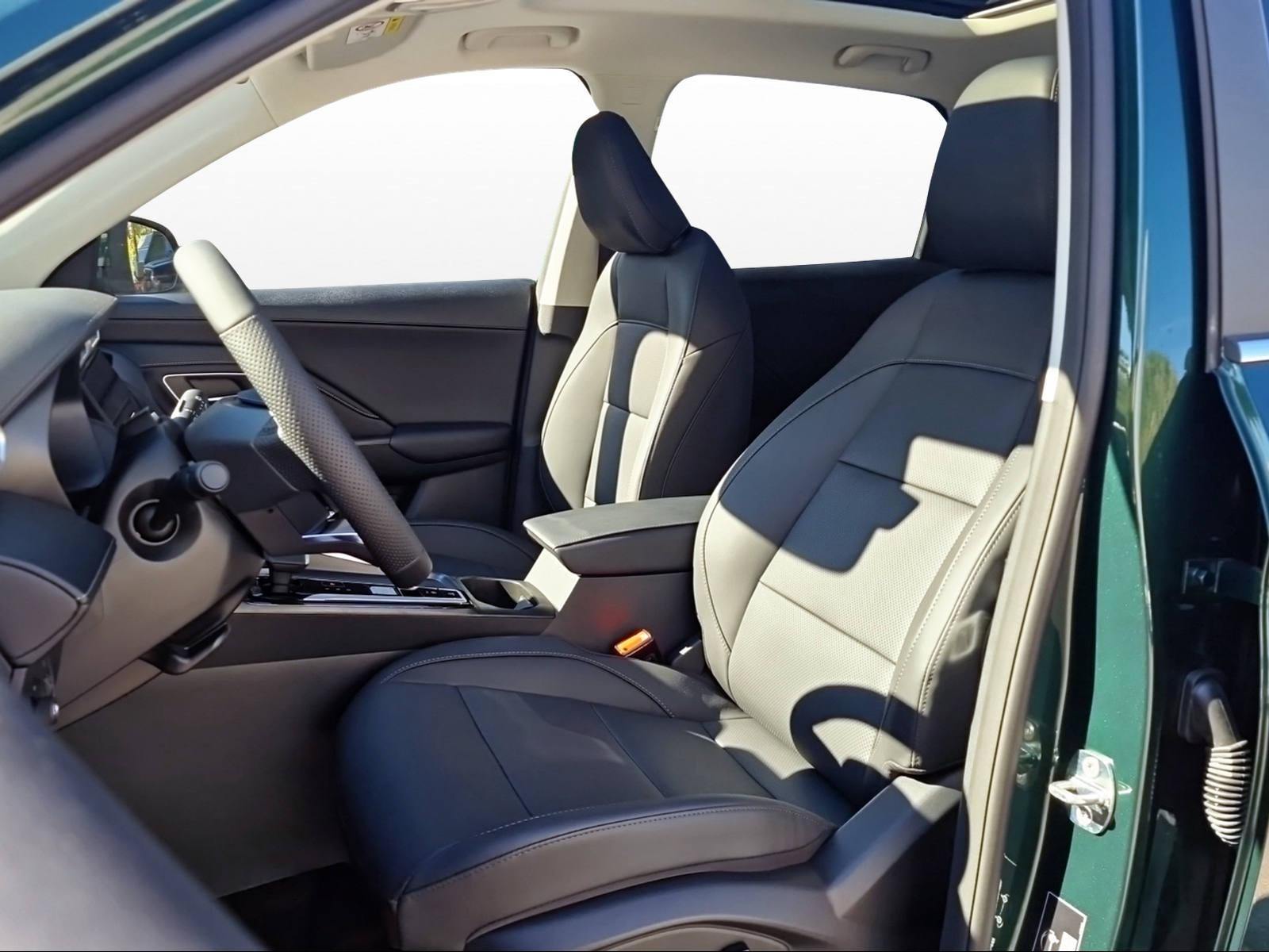 MG ZS 1.5 Hybrid+ Luxury-image-8
