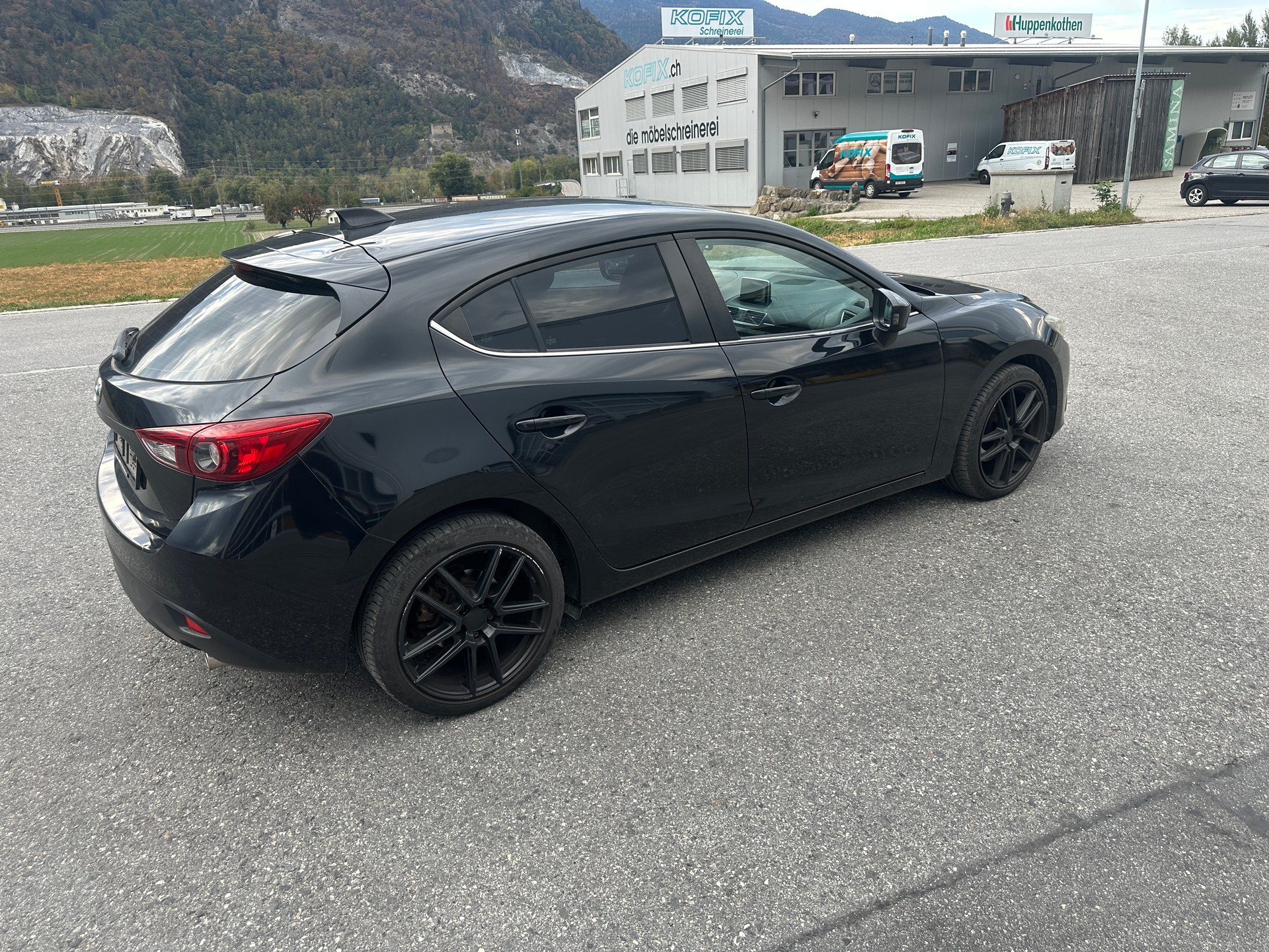 MAZDA 3 2.2 16V CD Revolution-image-7