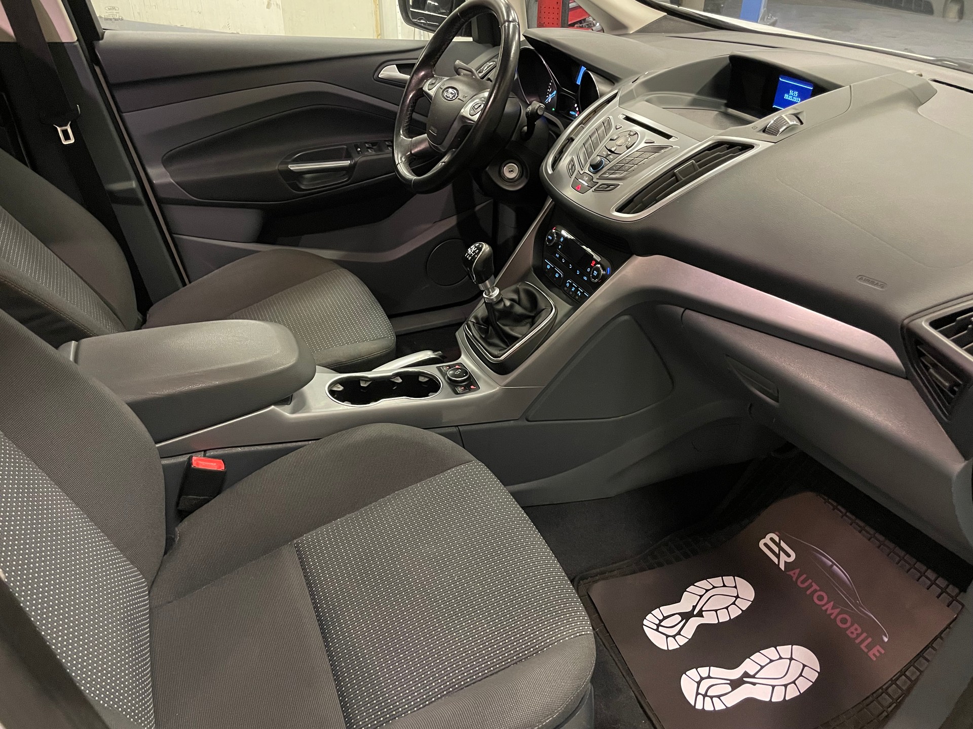 FORD Grand C-Max 1.0 SCTi Titanium 6-Plätze-image-9
