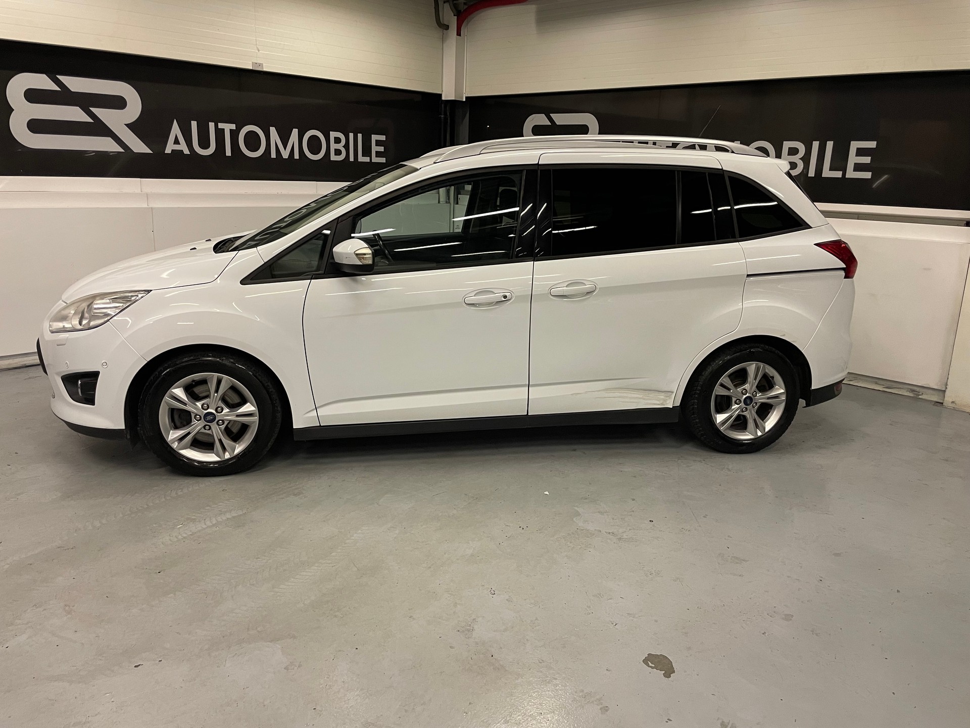 FORD Grand C-Max 1.0 SCTi Titanium 6-Plätze-image-7