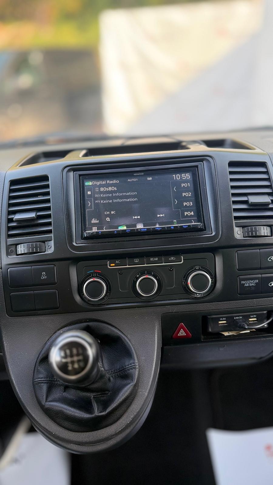 VW Caravelle TDI 4MOTION-image-17