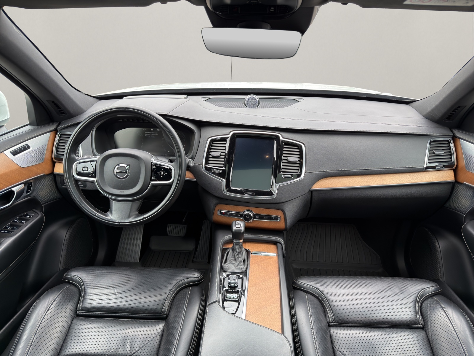 VOLVO XC90 2.0 T6 Inscription 7P. AWD-image-9
