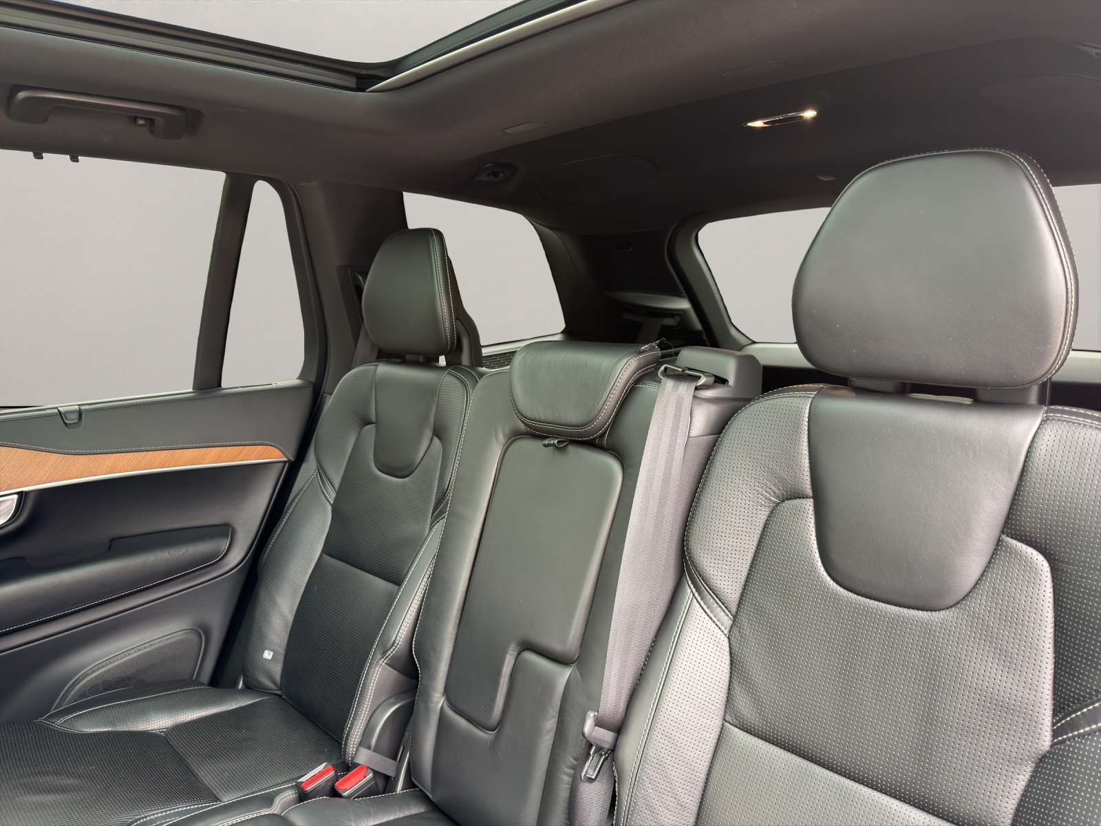 VOLVO XC90 2.0 T6 Inscription 7P. AWD-image-14