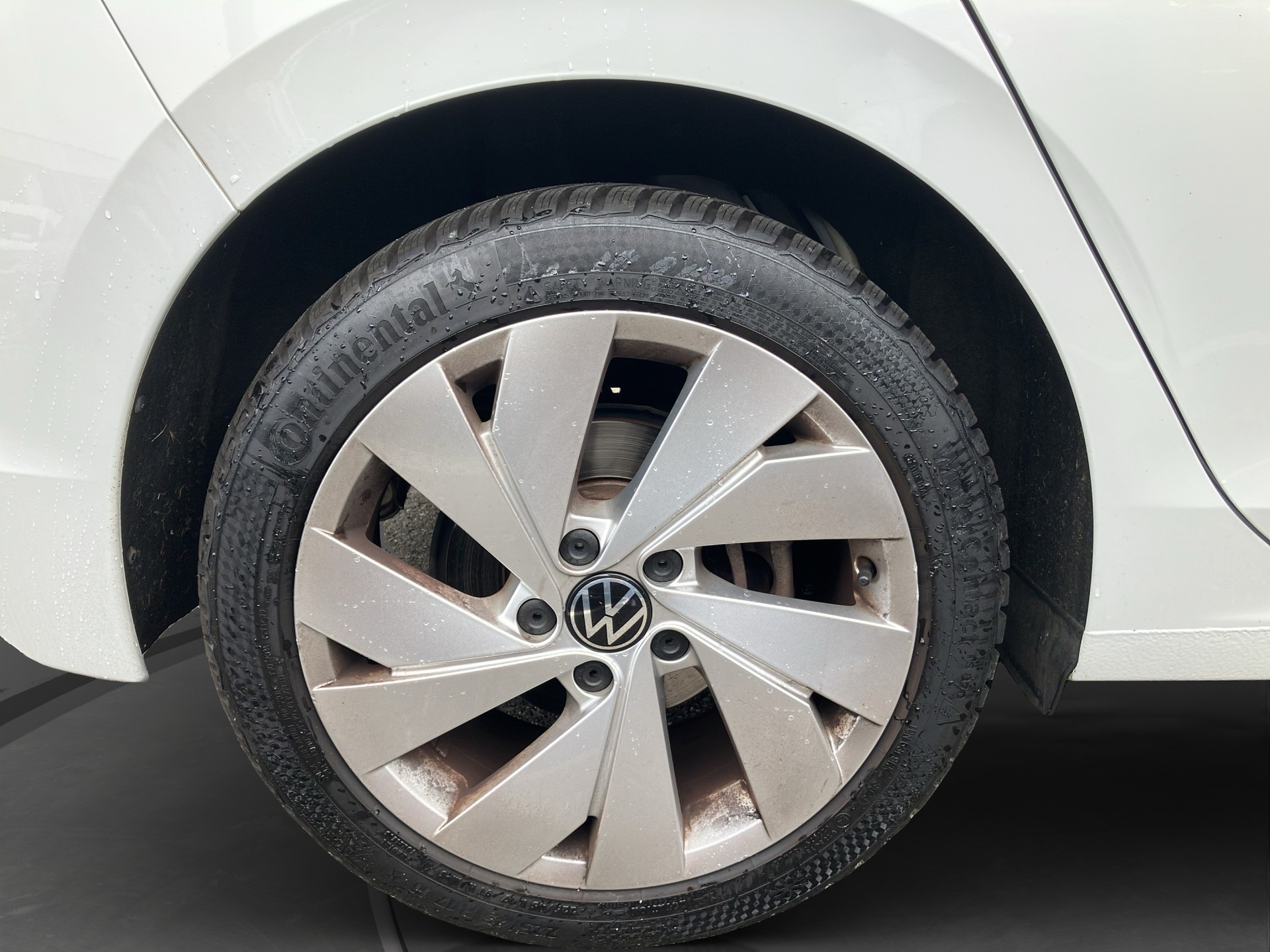 VW Golf 1.5 eTSI mHEV ACT Style DSG-image-17