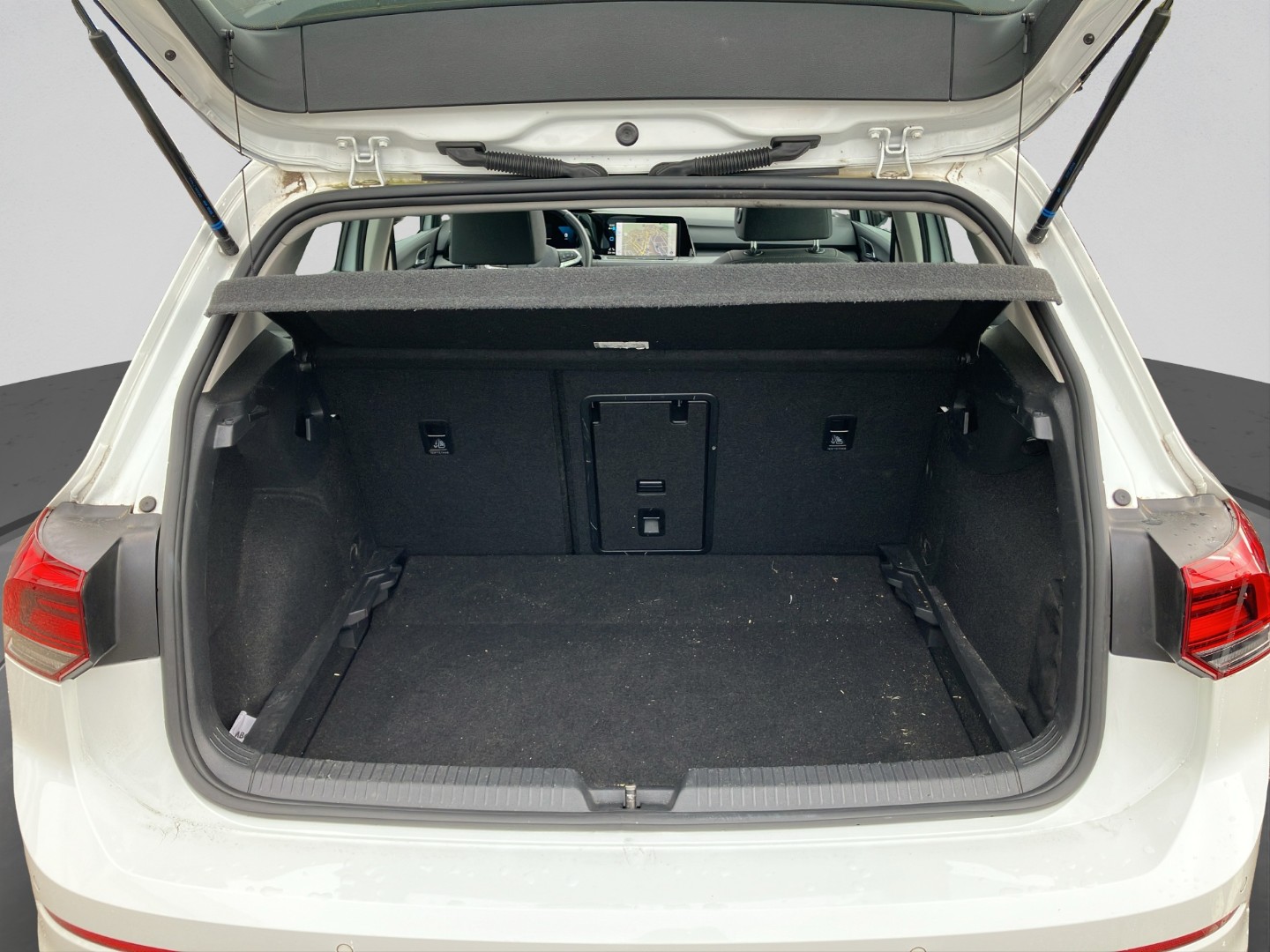 VW Golf 1.5 eTSI mHEV ACT Style DSG-image-16