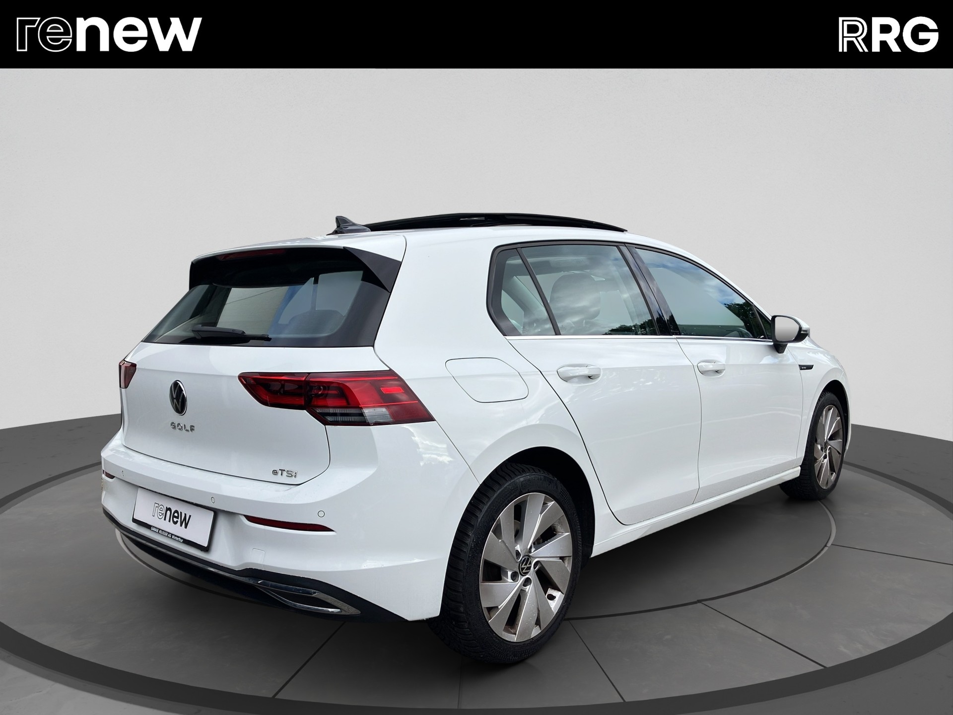 VW Golf 1.5 eTSI mHEV ACT Style DSG-image-2