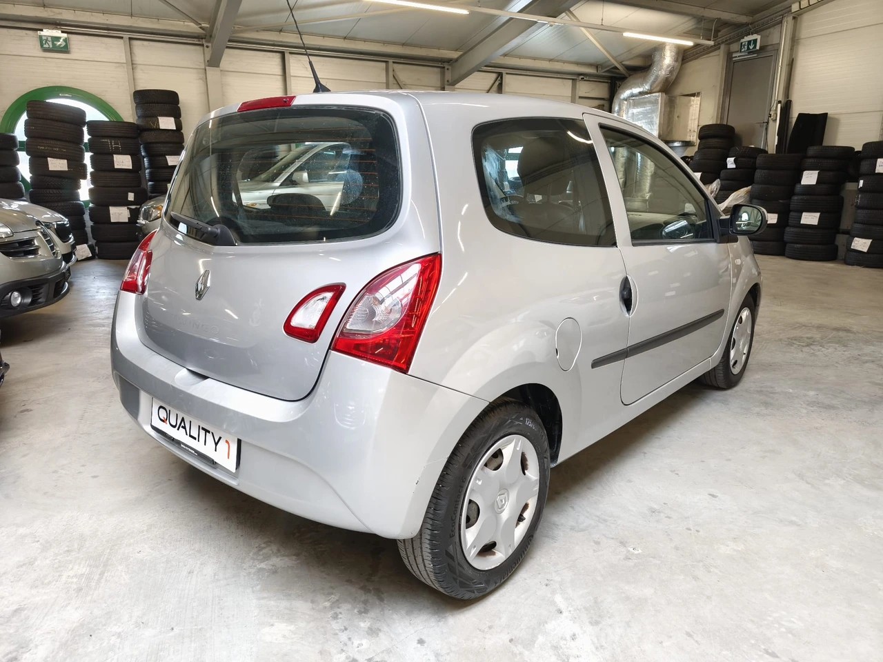 RENAULT Twingo 1.2 16V Swiss Edition-image-2
