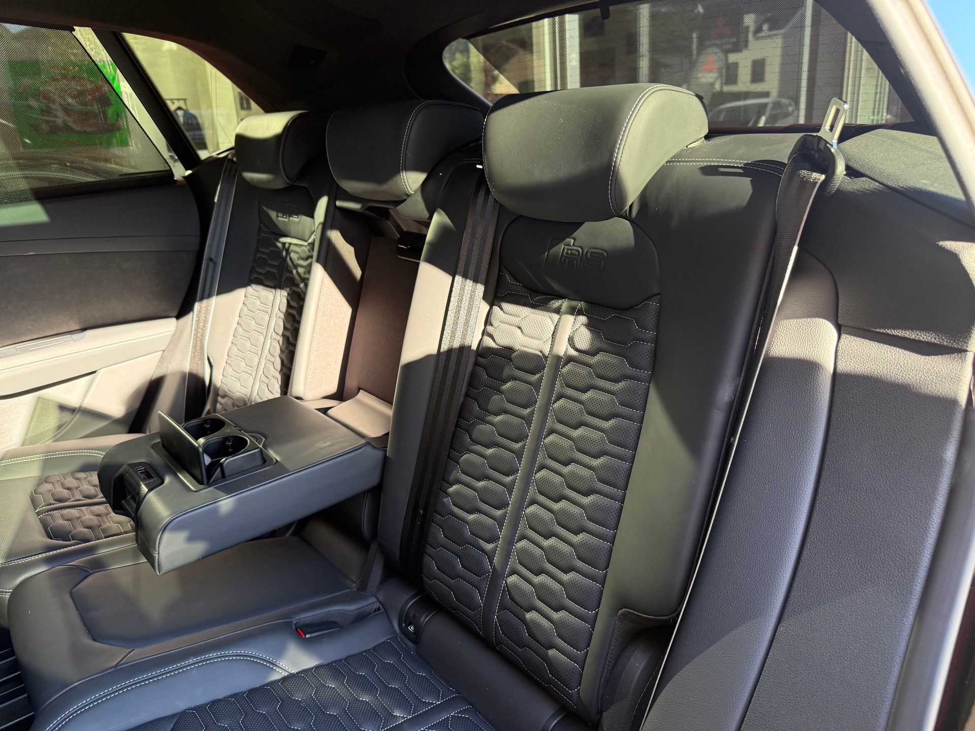AUDI RSQ8 quattro tiptronic-image-4