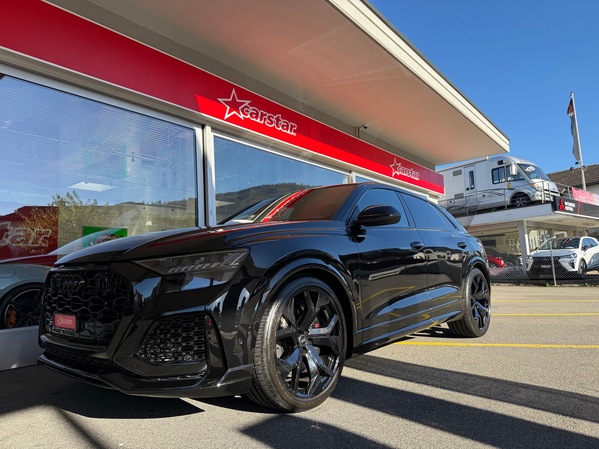 AUDI RSQ8 quattro tiptronic-image-1