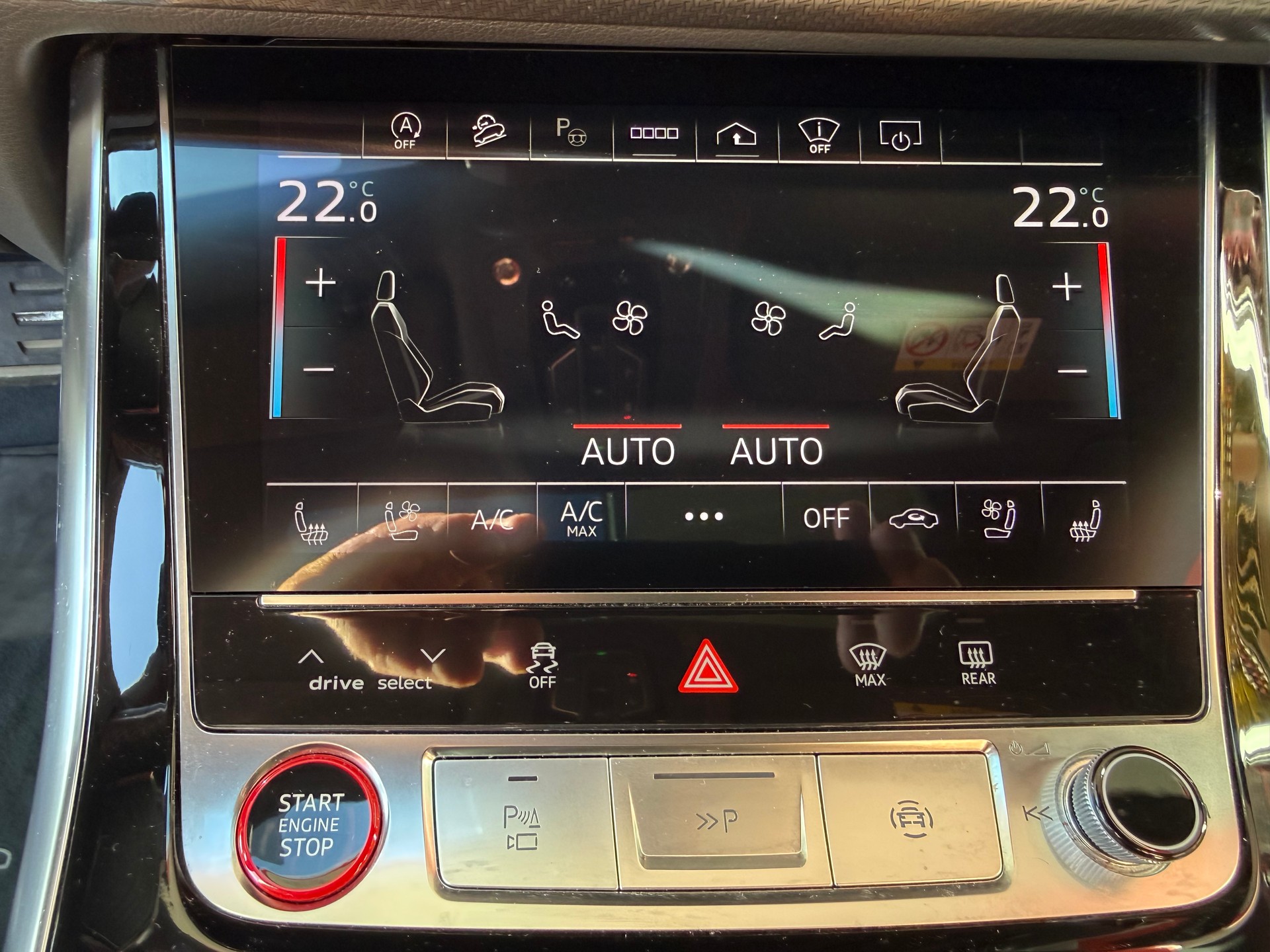 AUDI RSQ8 quattro tiptronic-image-7