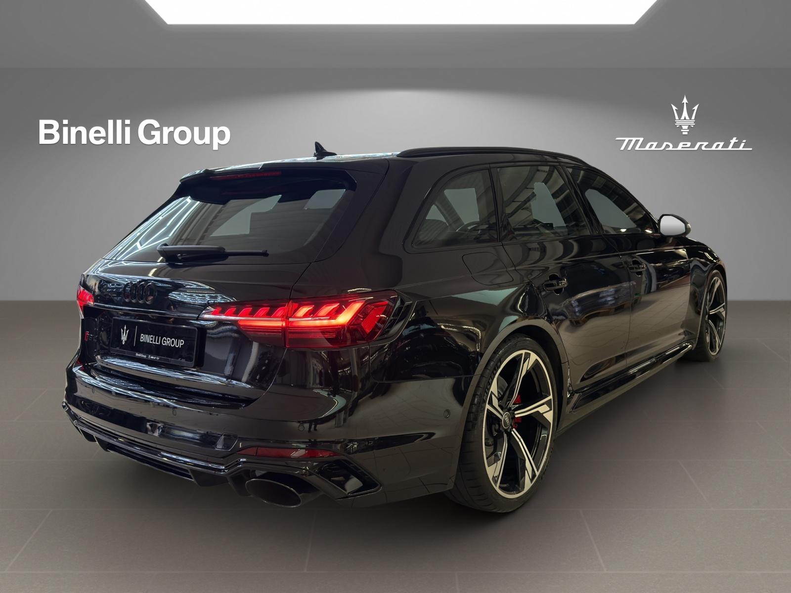 AUDI RS4 Avant 2.9 V6 TFSI quattro T-Tronic-image-4