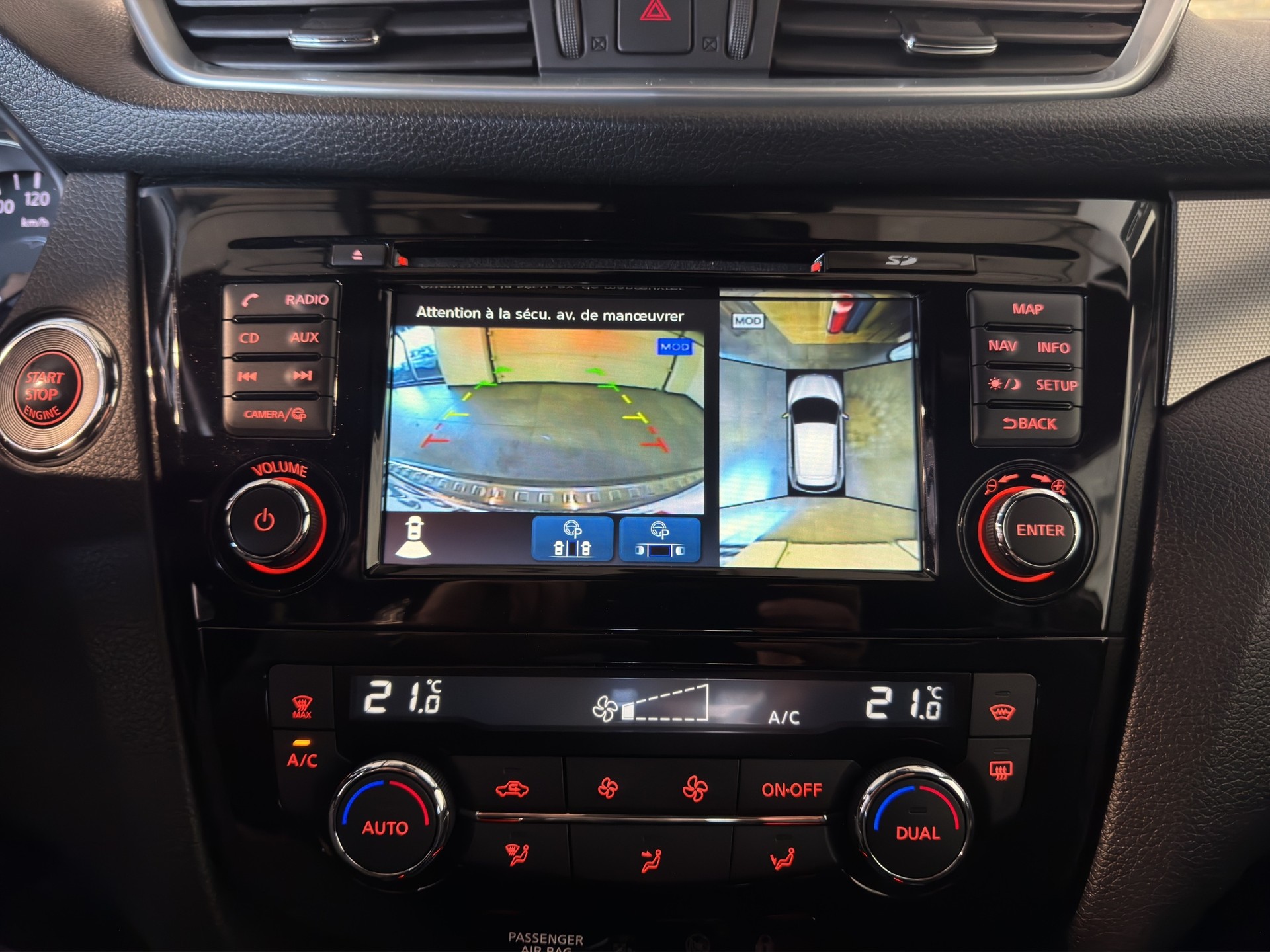 NISSAN Qashqai 1.6 dCi tekna+ ALL-MODE 4x4-image-17