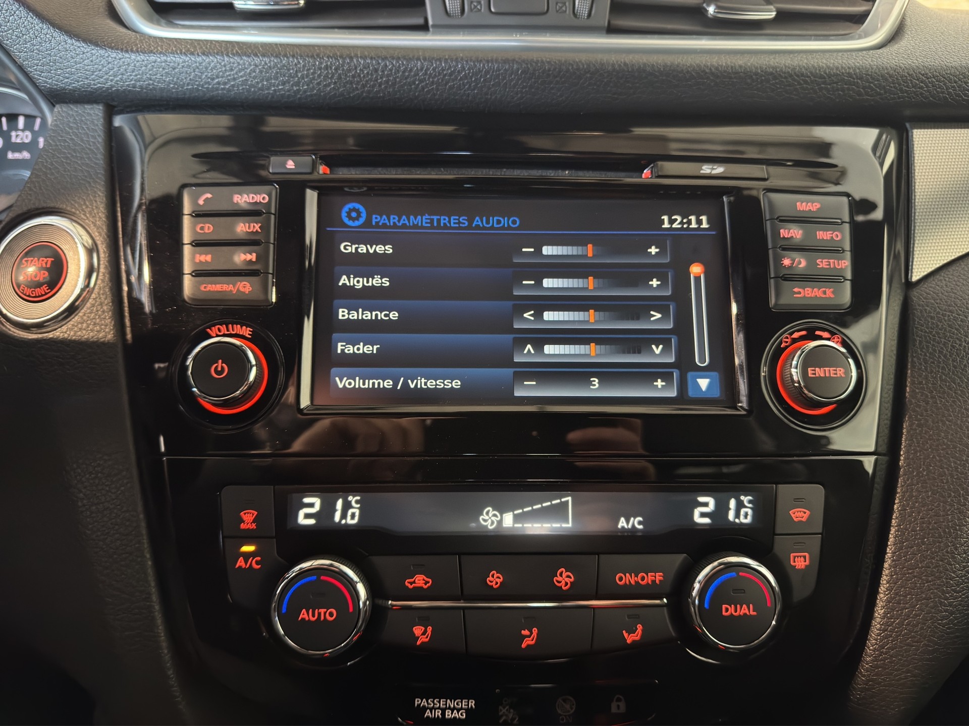NISSAN Qashqai 1.6 dCi tekna+ ALL-MODE 4x4-image-16