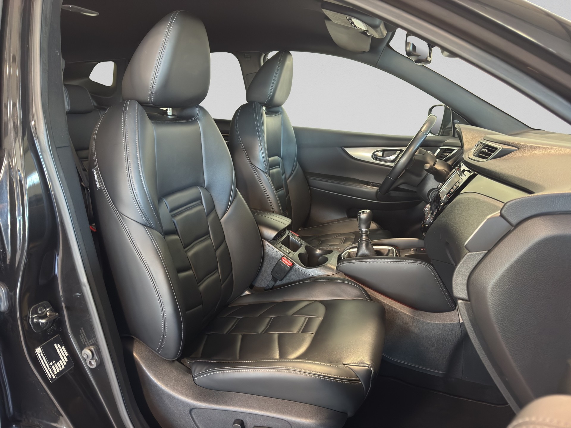 NISSAN Qashqai 1.6 dCi tekna+ ALL-MODE 4x4-image-13