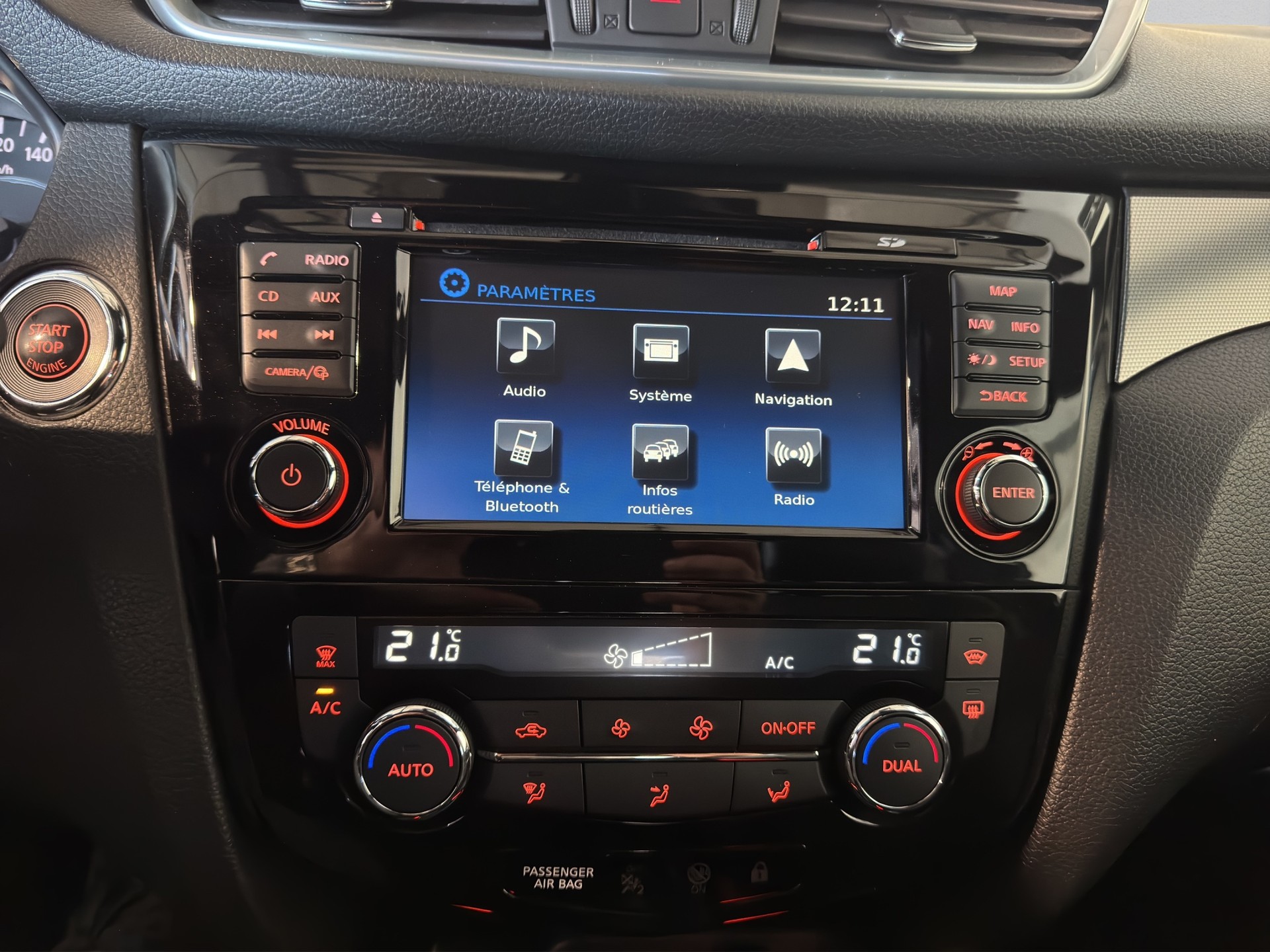 NISSAN Qashqai 1.6 dCi tekna+ ALL-MODE 4x4-image-11
