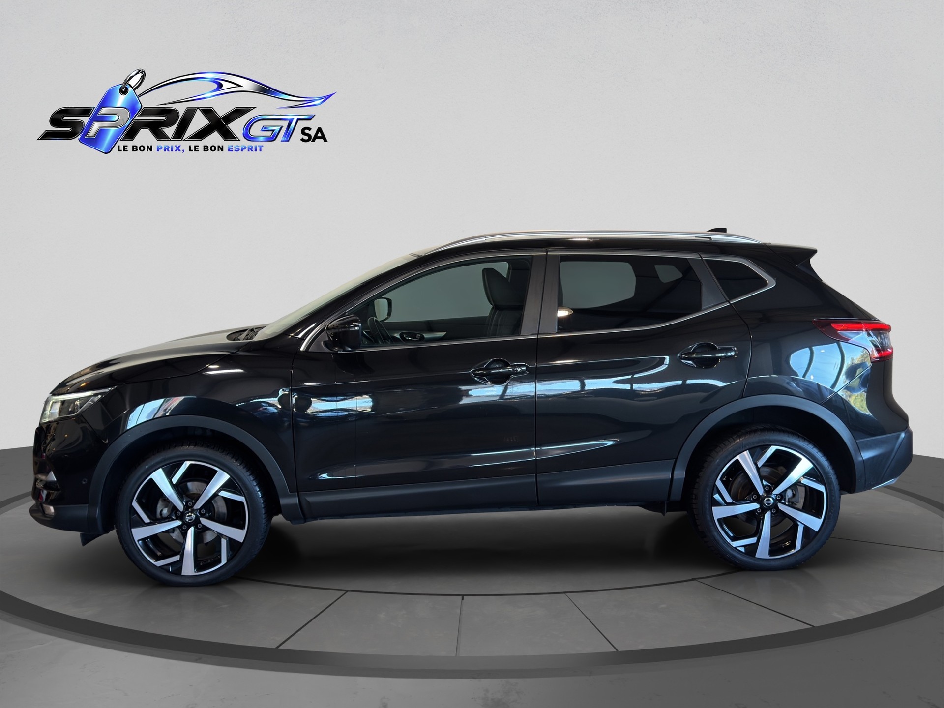 NISSAN Qashqai 1.6 dCi tekna+ ALL-MODE 4x4-image-1