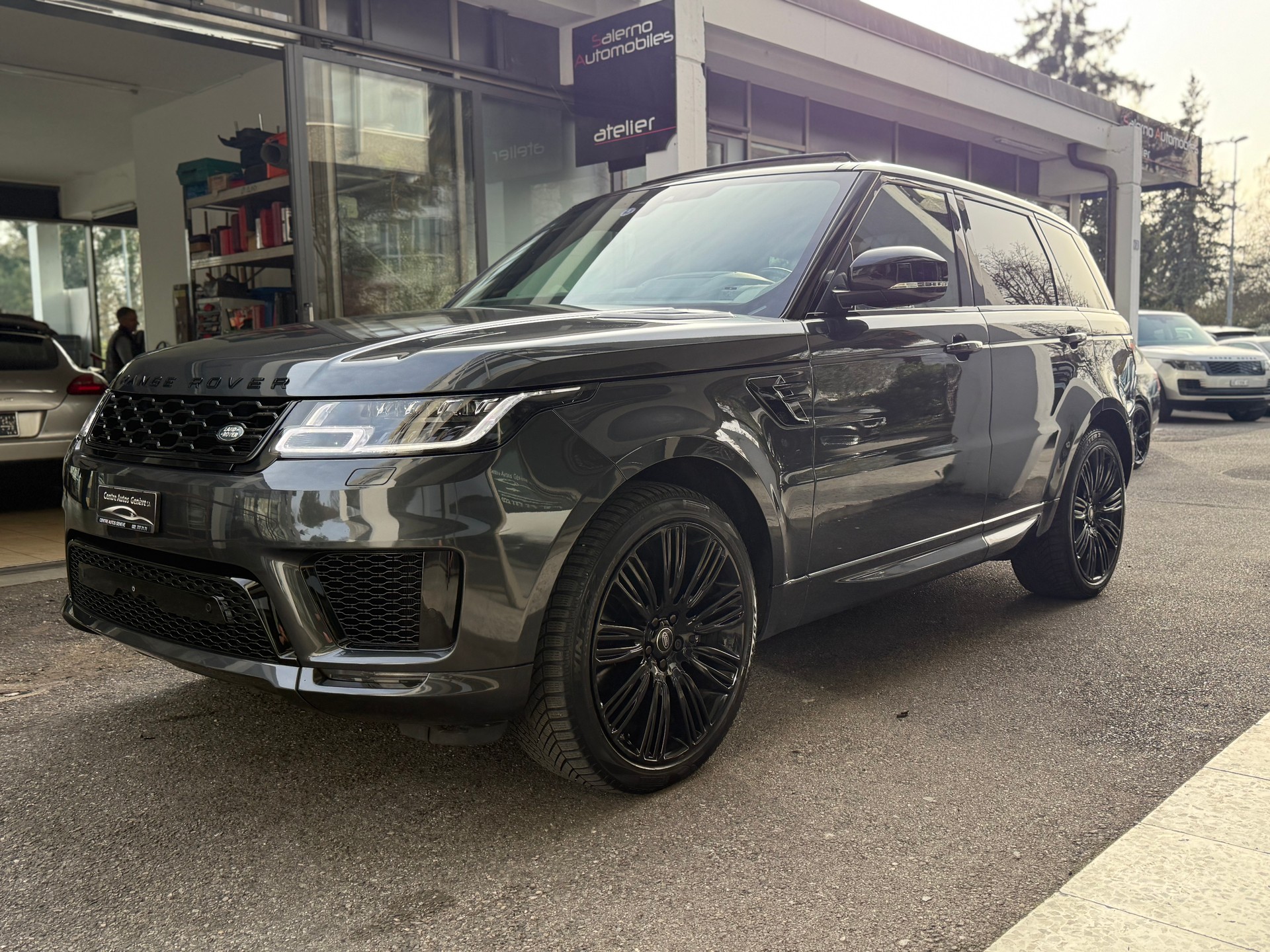 LAND ROVER Range Rover Sport 5.0 V8 S/C HSE Dynamic Automatic-image-3