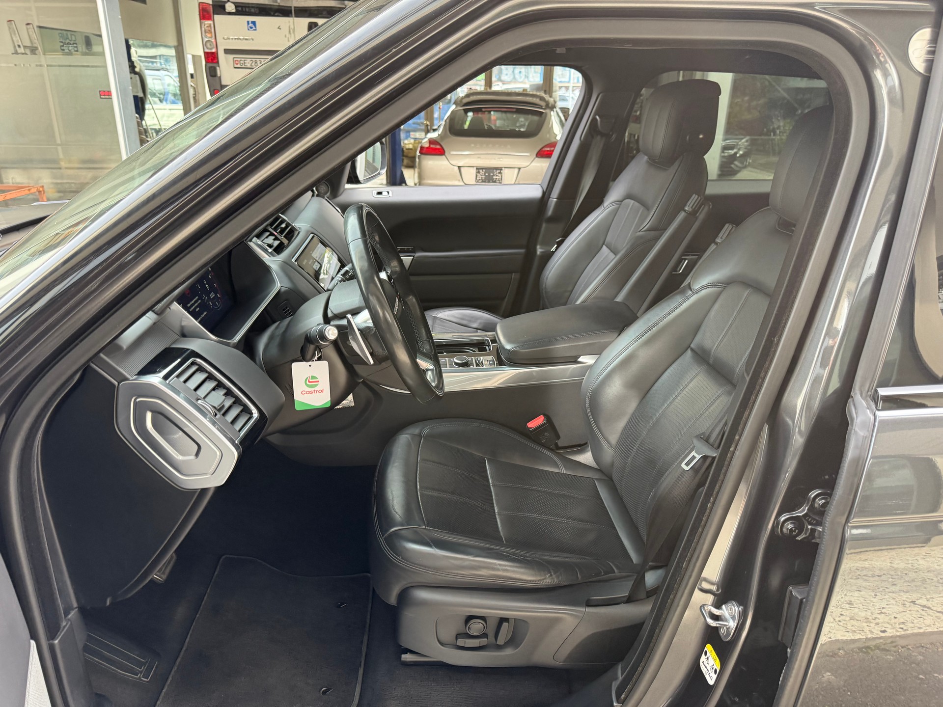 LAND ROVER Range Rover Sport 5.0 V8 S/C HSE Dynamic Automatic-image-8