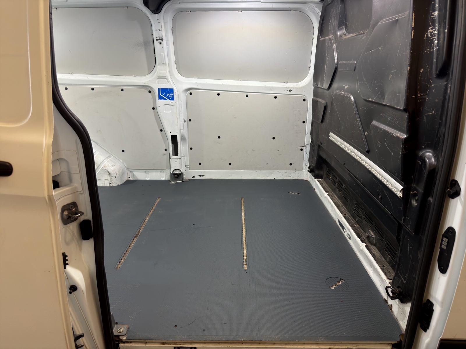 FORD Transit Custom Van 320 L2H1 Trend-image-17