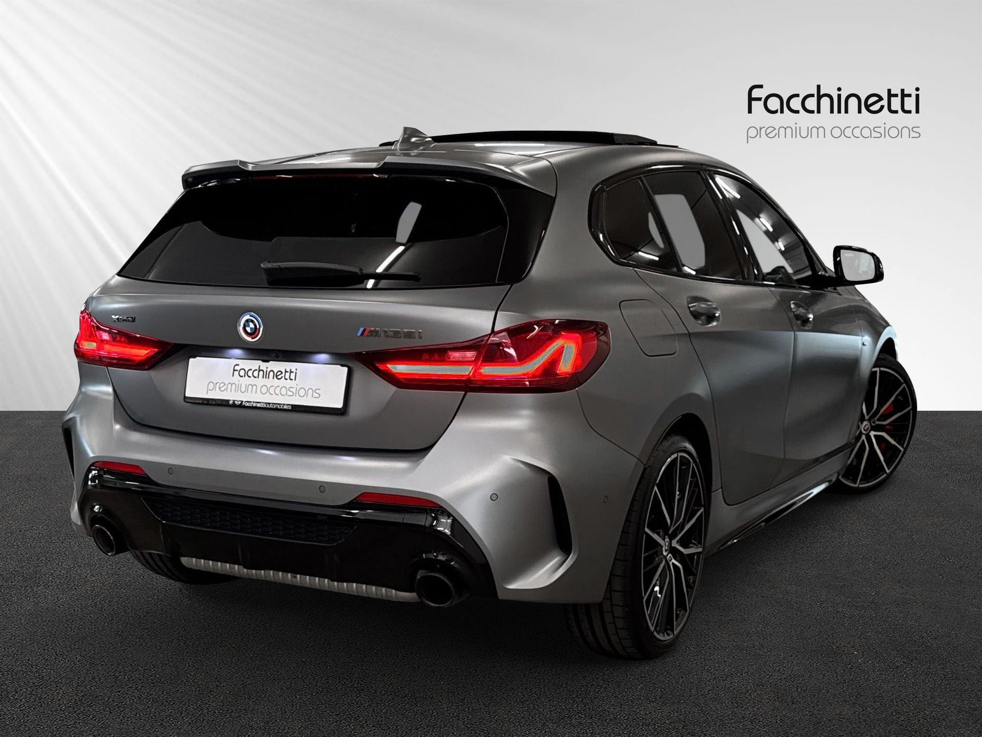 BMW M135i xDrive Swiss Performance Steptronic-image-2