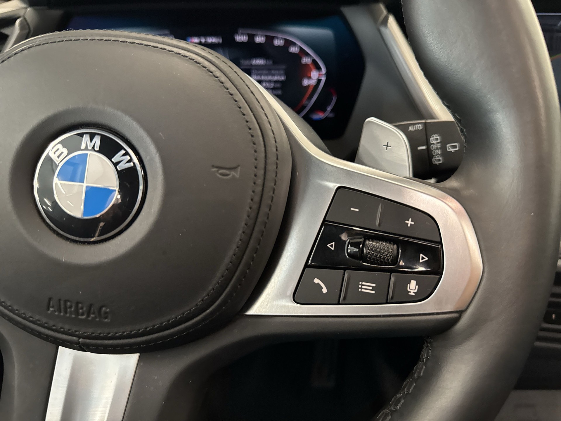 BMW M135i xDrive Swiss Performance Steptronic-image-15