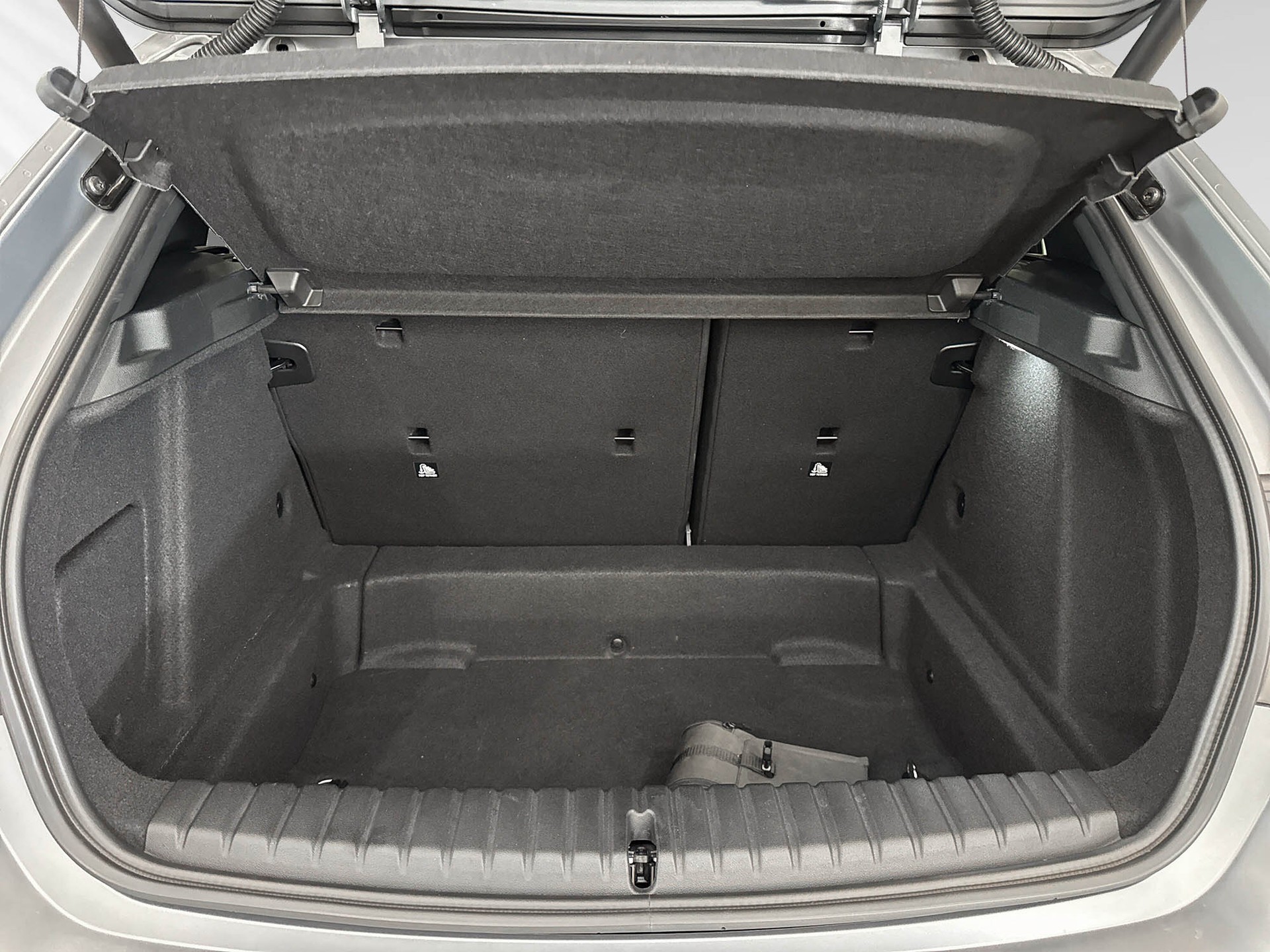 BMW M135i xDrive Swiss Performance Steptronic-image-7