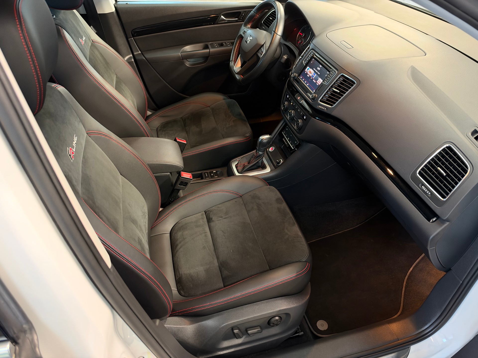 SEAT Alhambra 2.0 TDI FR Line 4Drive-image-11
