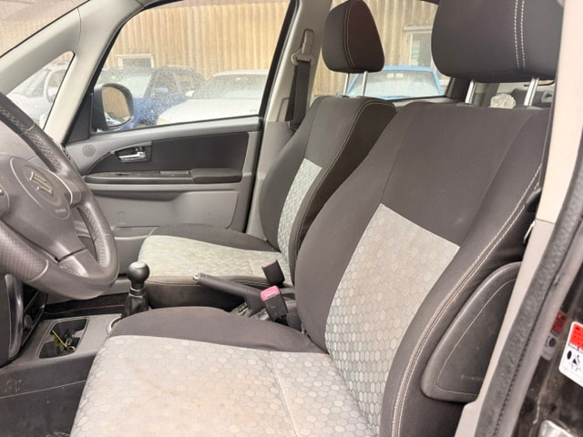 SUZUKI SX4 1.6 16V GL Top 4WD-image-11