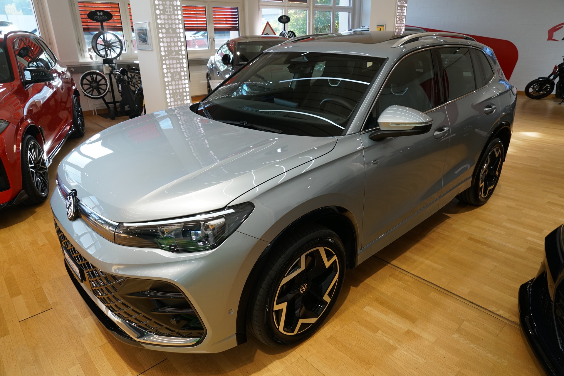 VW Tiguan 2.0 TSI DSG R-Line 4Motion-image-8
