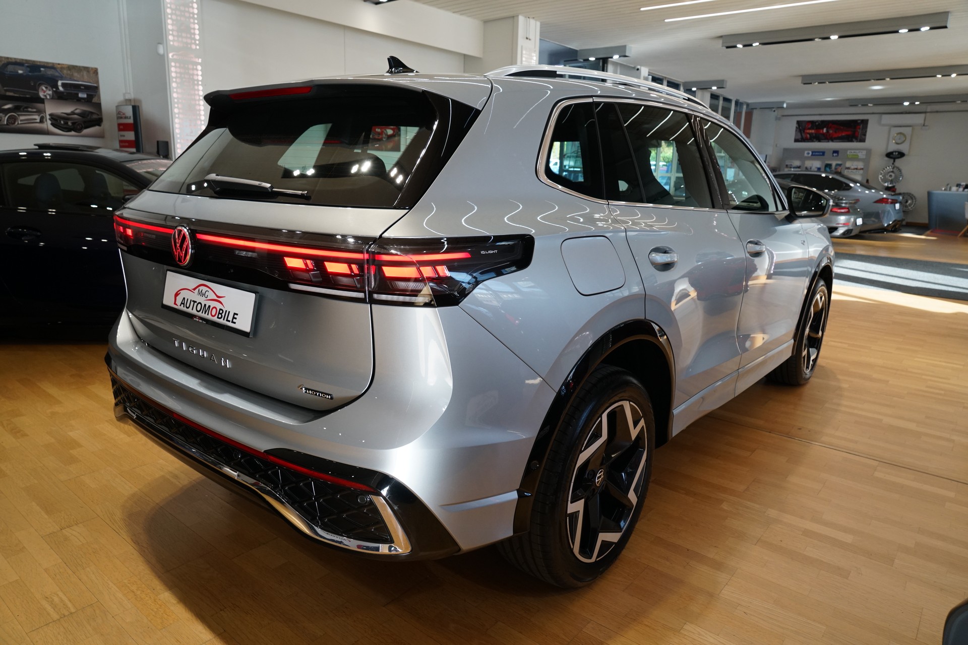 VW Tiguan 2.0 TSI DSG R-Line 4Motion-image-6