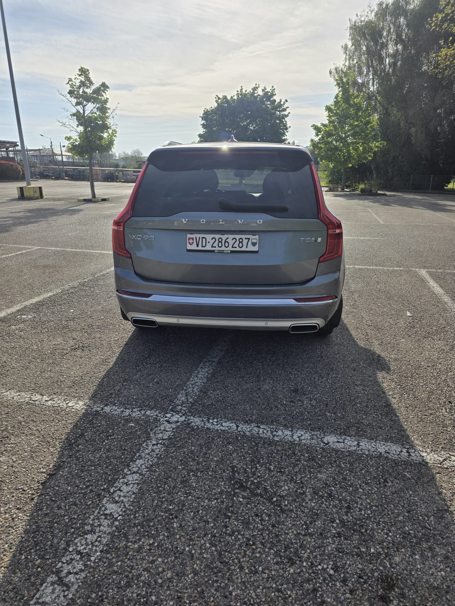 VOLVO 2.0 T8 TE Inscription 7P. eAWD-image-1
