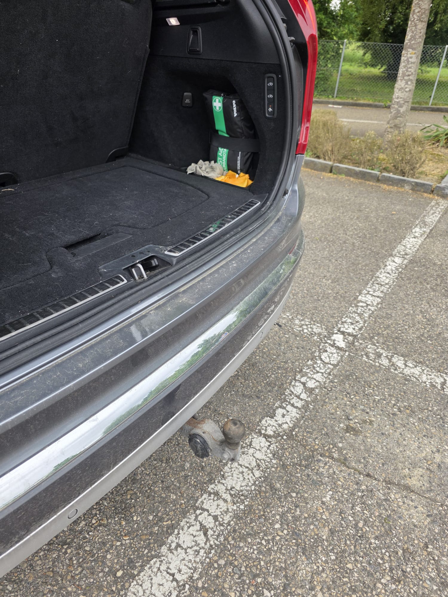 VOLVO 2.0 T8 TE Inscription 7P. eAWD-image-3