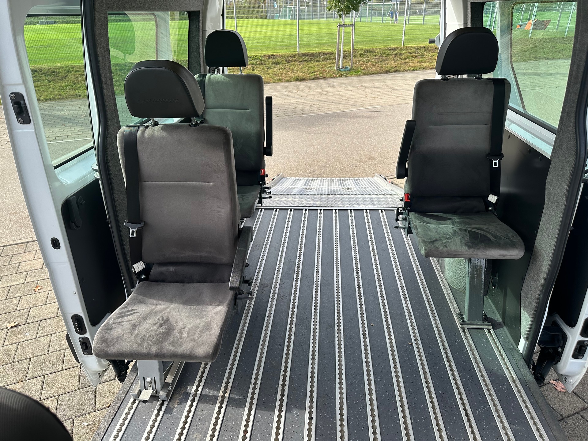 NISSAN NV400 F35.17 L2H2 FWD Comfort-image-12