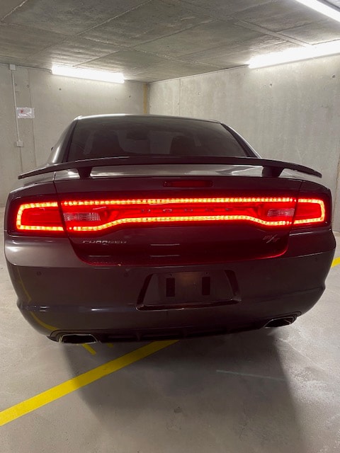 DODGE Charger-image-9
