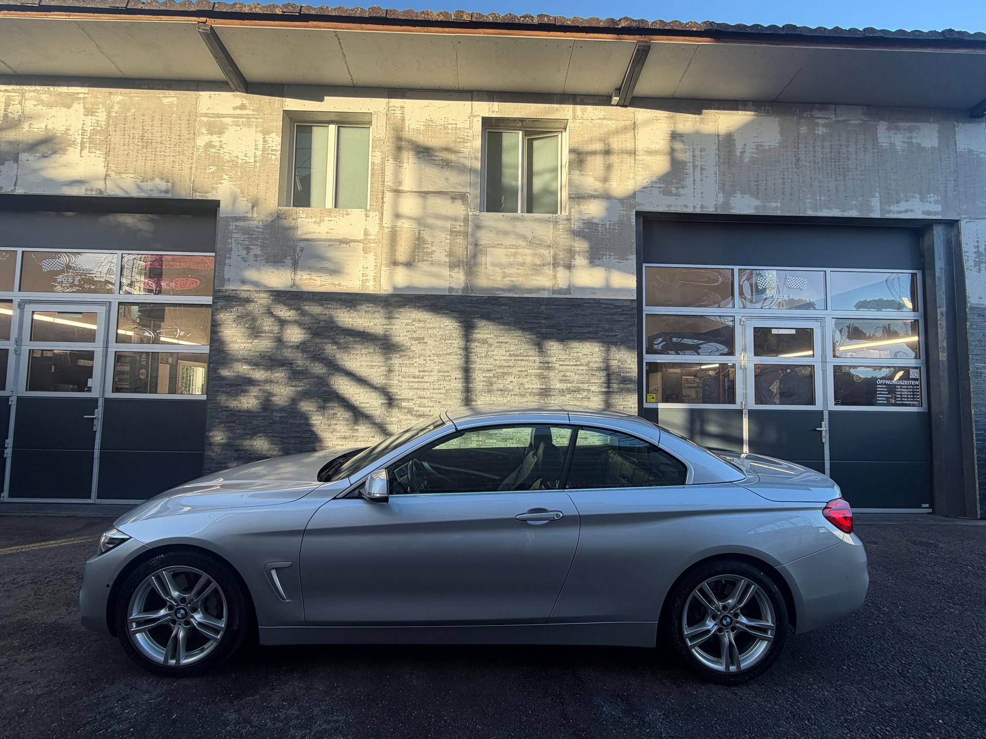 BMW 440i Cabriolet Luxury Line Steptronic-image-4