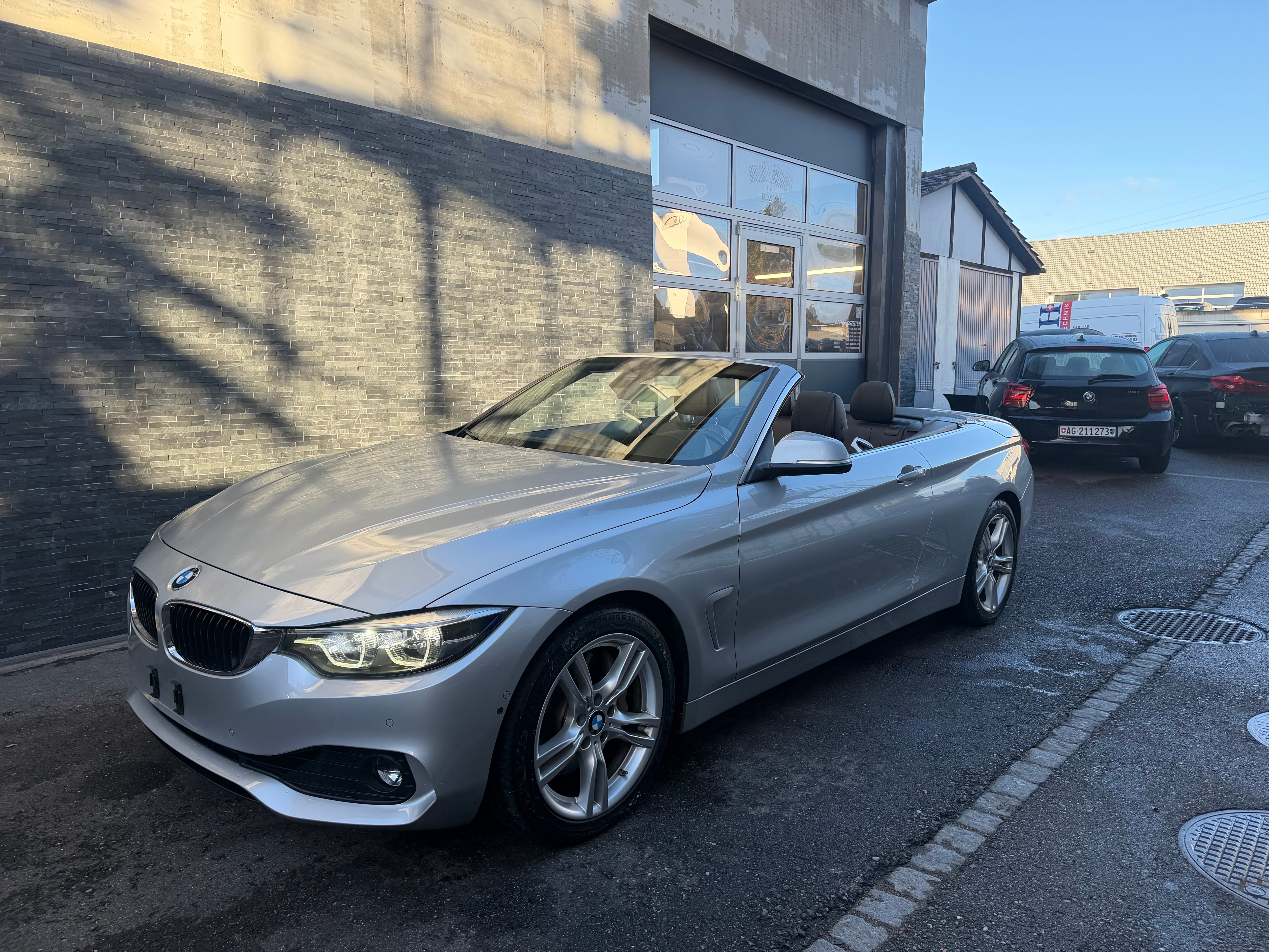 Car photo