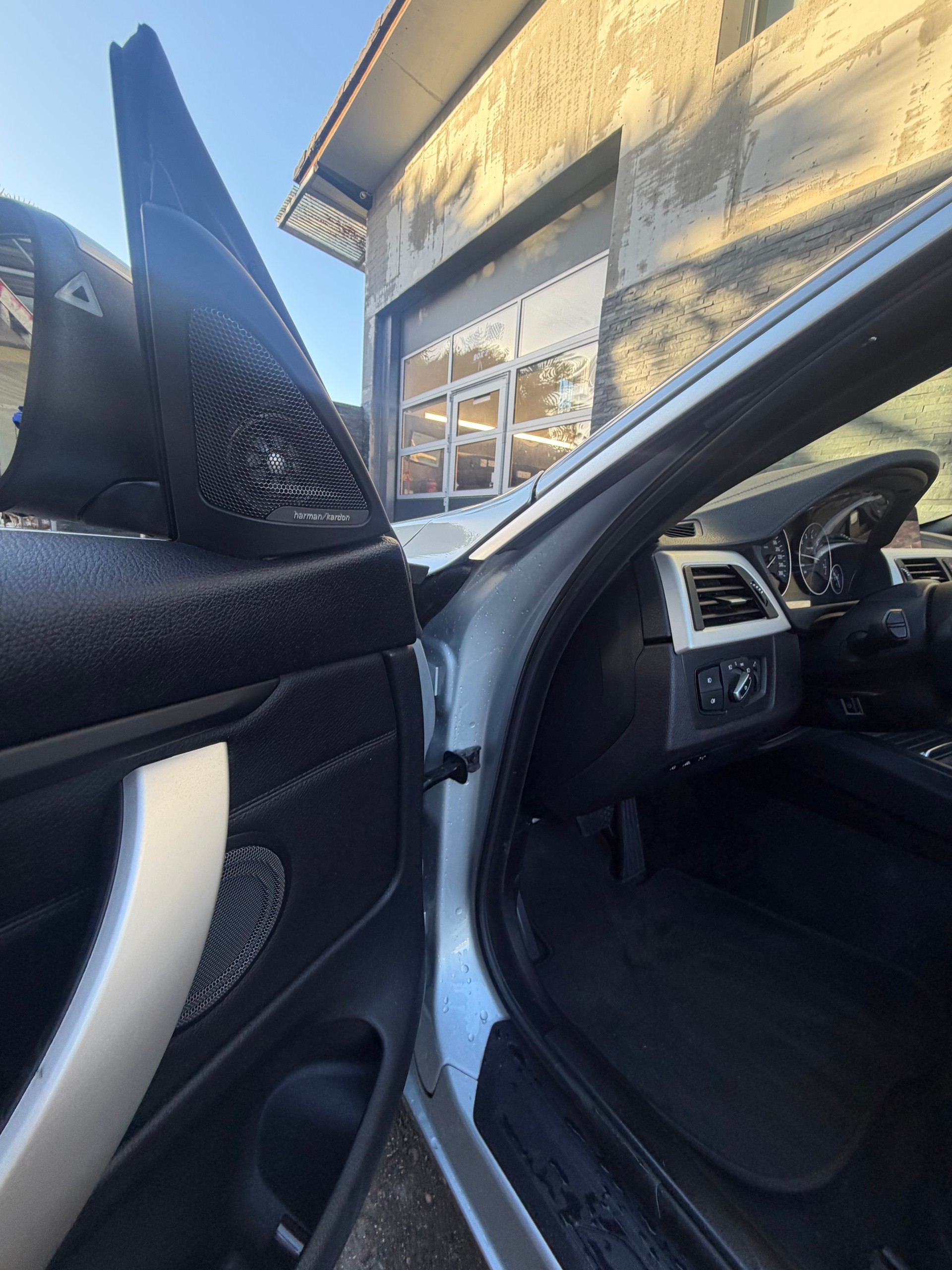 BMW 440i Cabriolet Luxury Line Steptronic-image-10