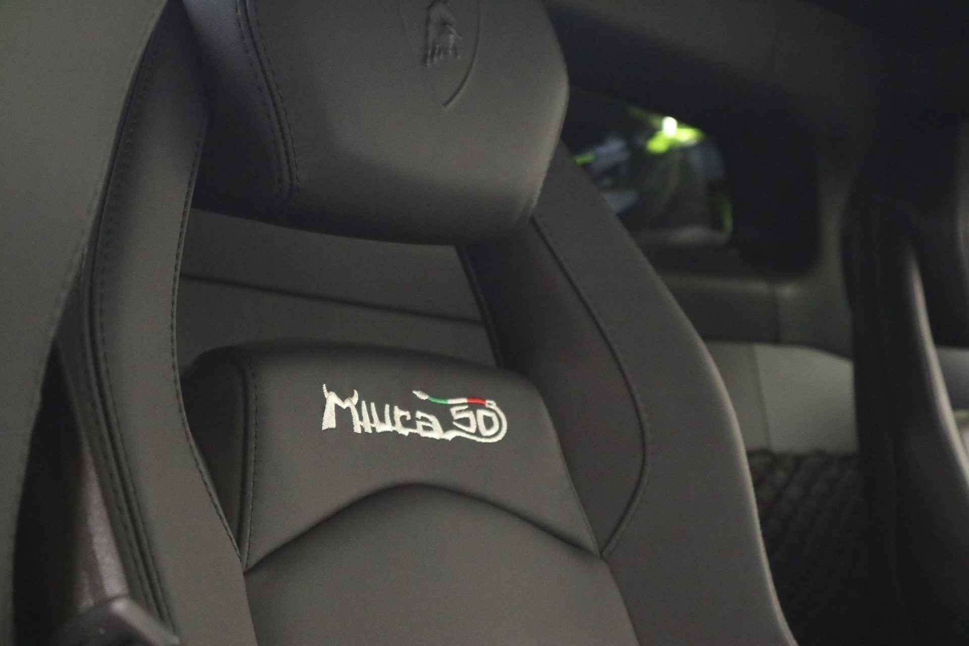 LAMBORGHINI Aventador LP700-4 Miura Edition-image-7