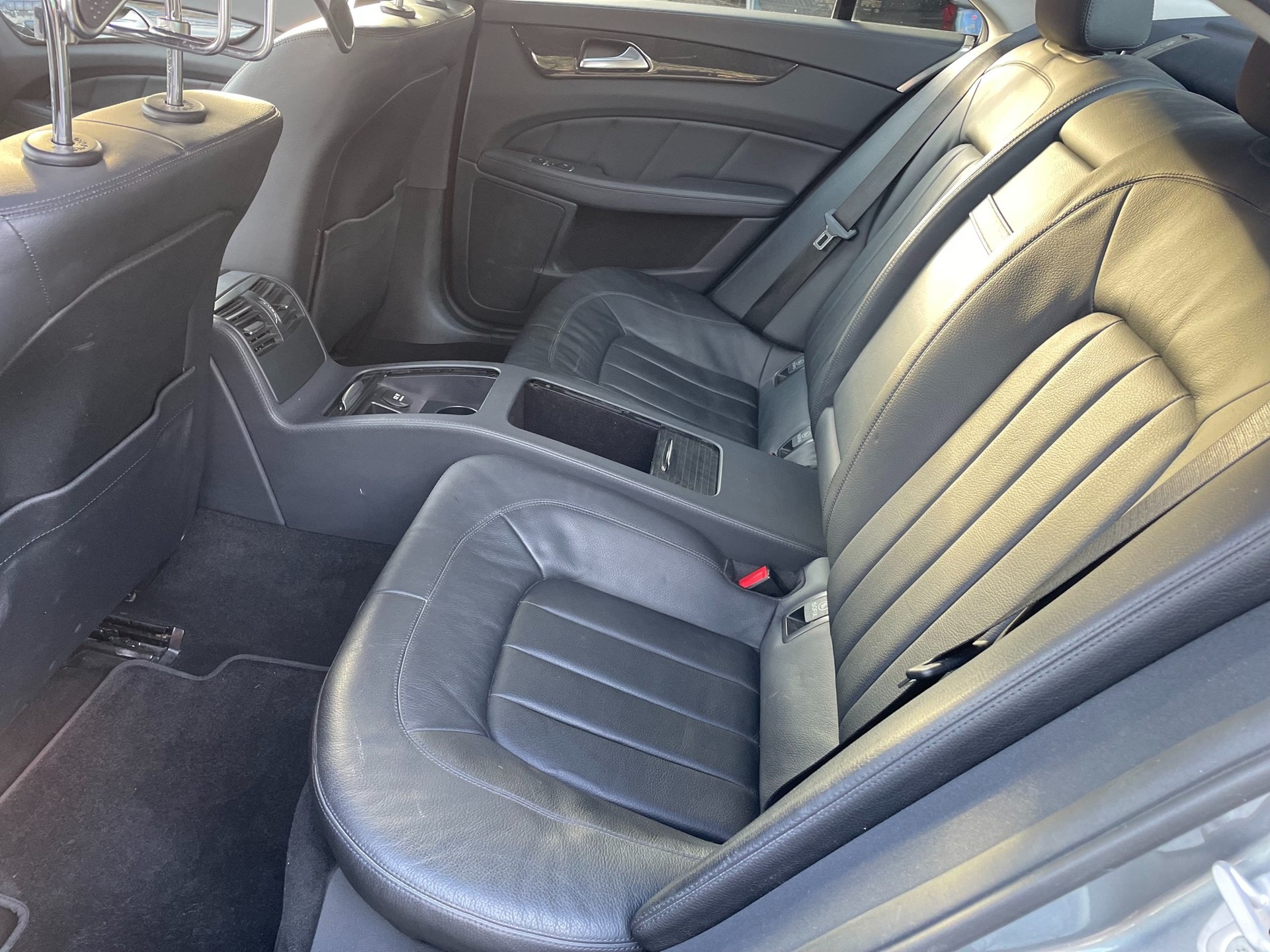 MERCEDES-BENZ CLS 350 CDI 4Matic 7G-Tronic-image-7