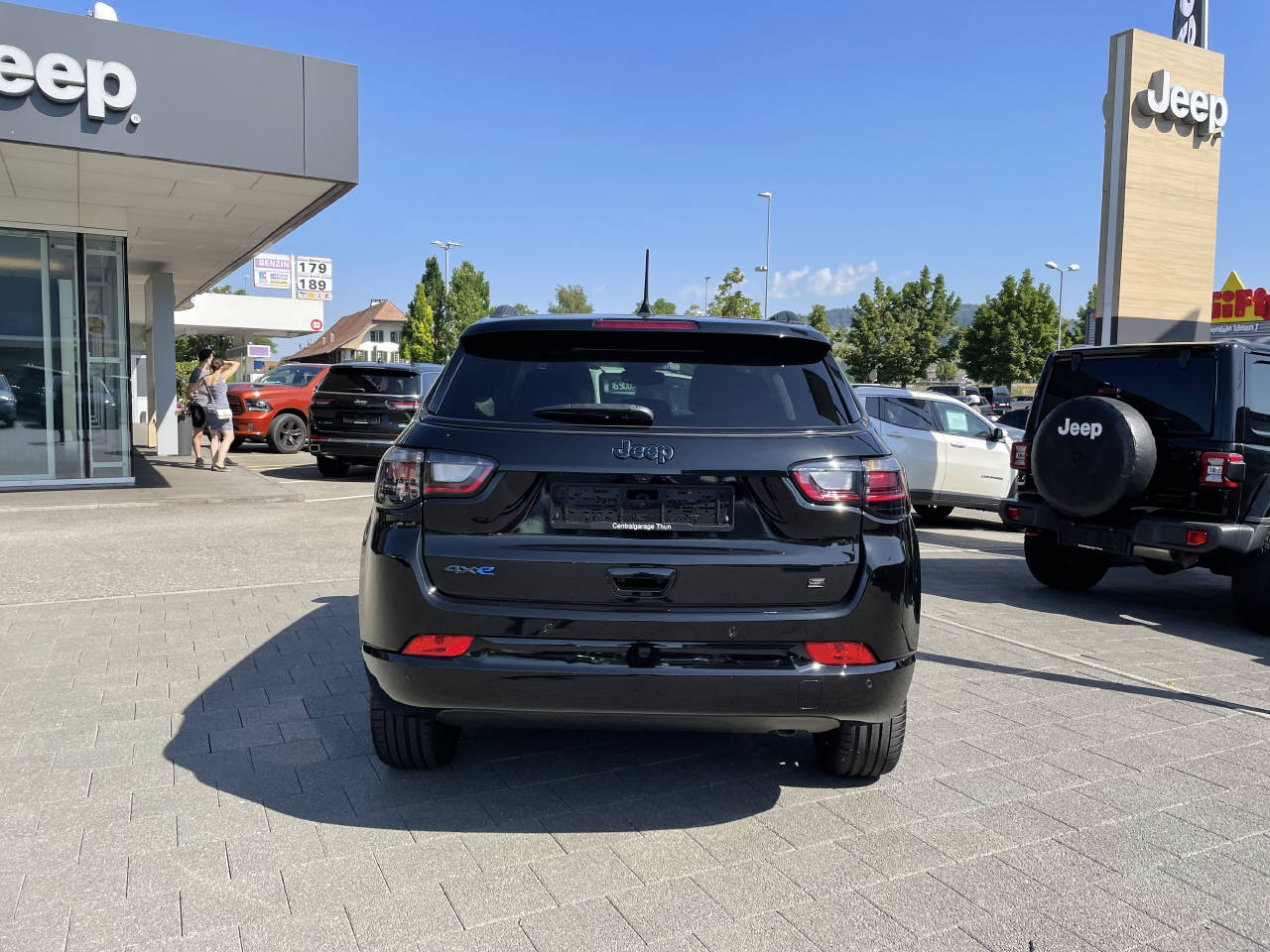 JEEP Compass 1.3 S Plus Sky 4xe-image-3